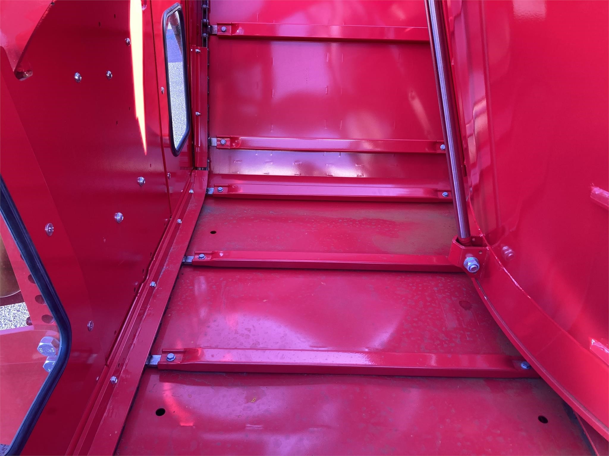 2026 Trioliet SOLOMIX 2-1800VL Feed Wagon