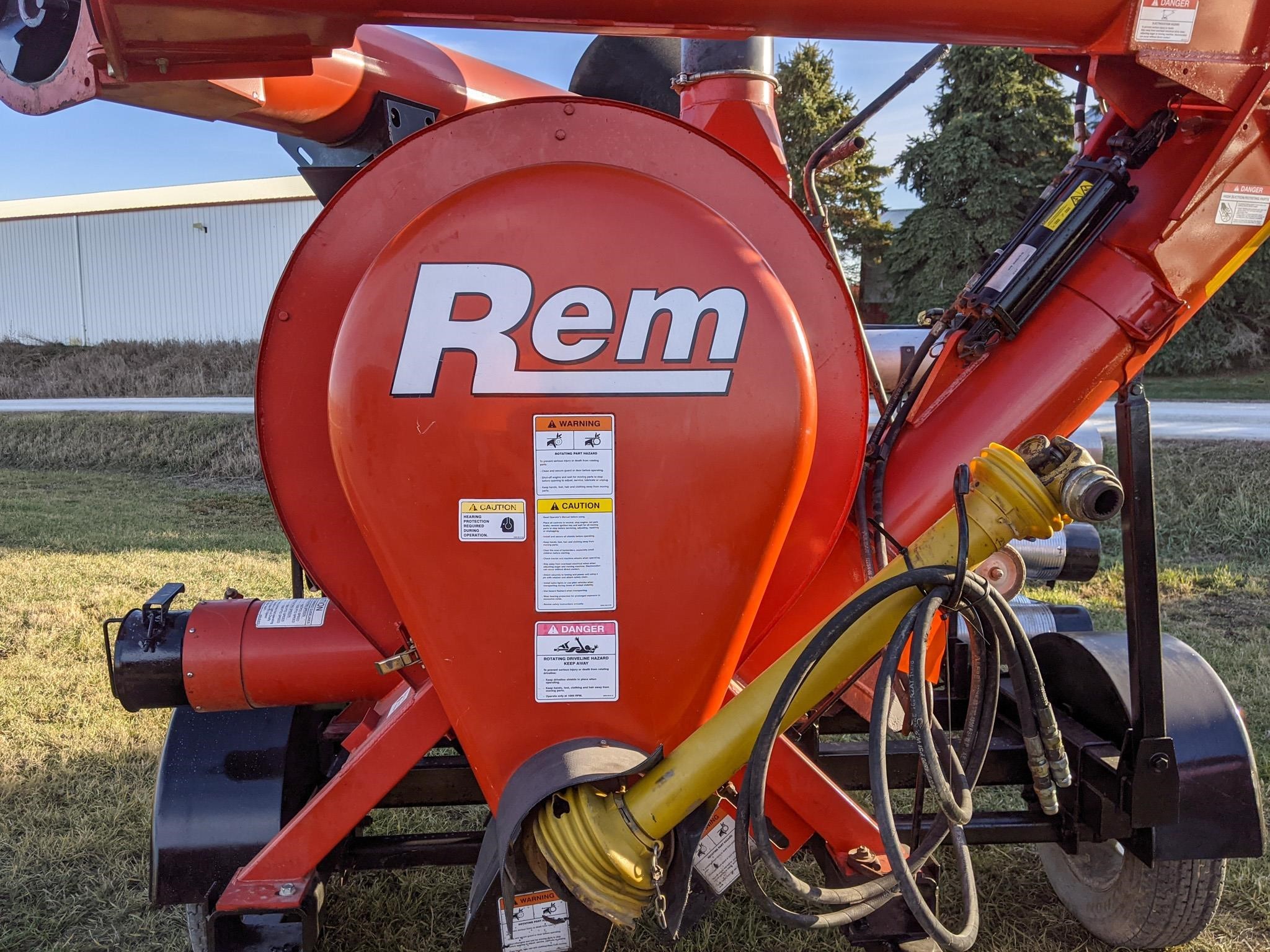 2010 Rem 2700 Grain Vac