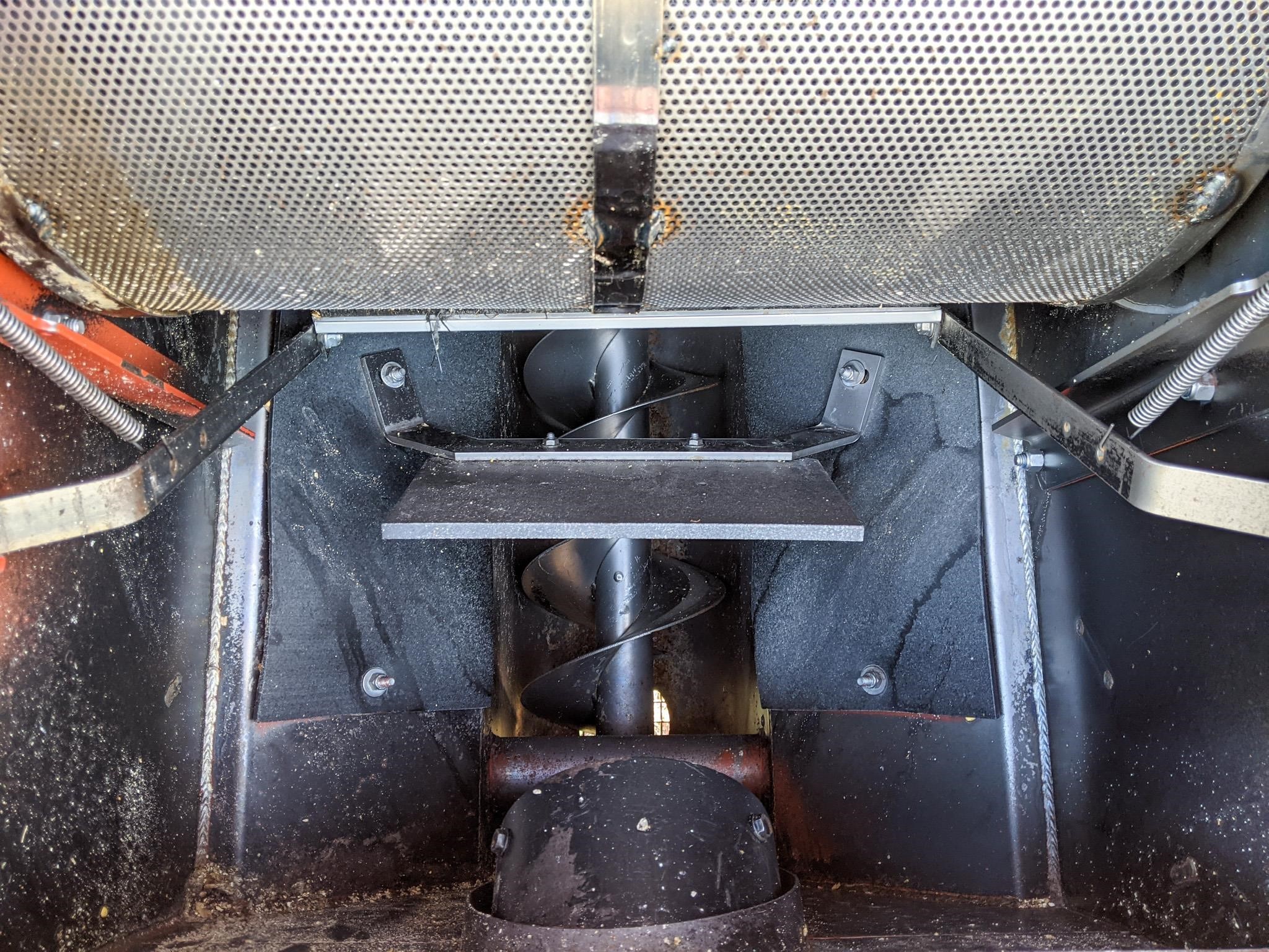 2010 Rem 2700 Grain Vac