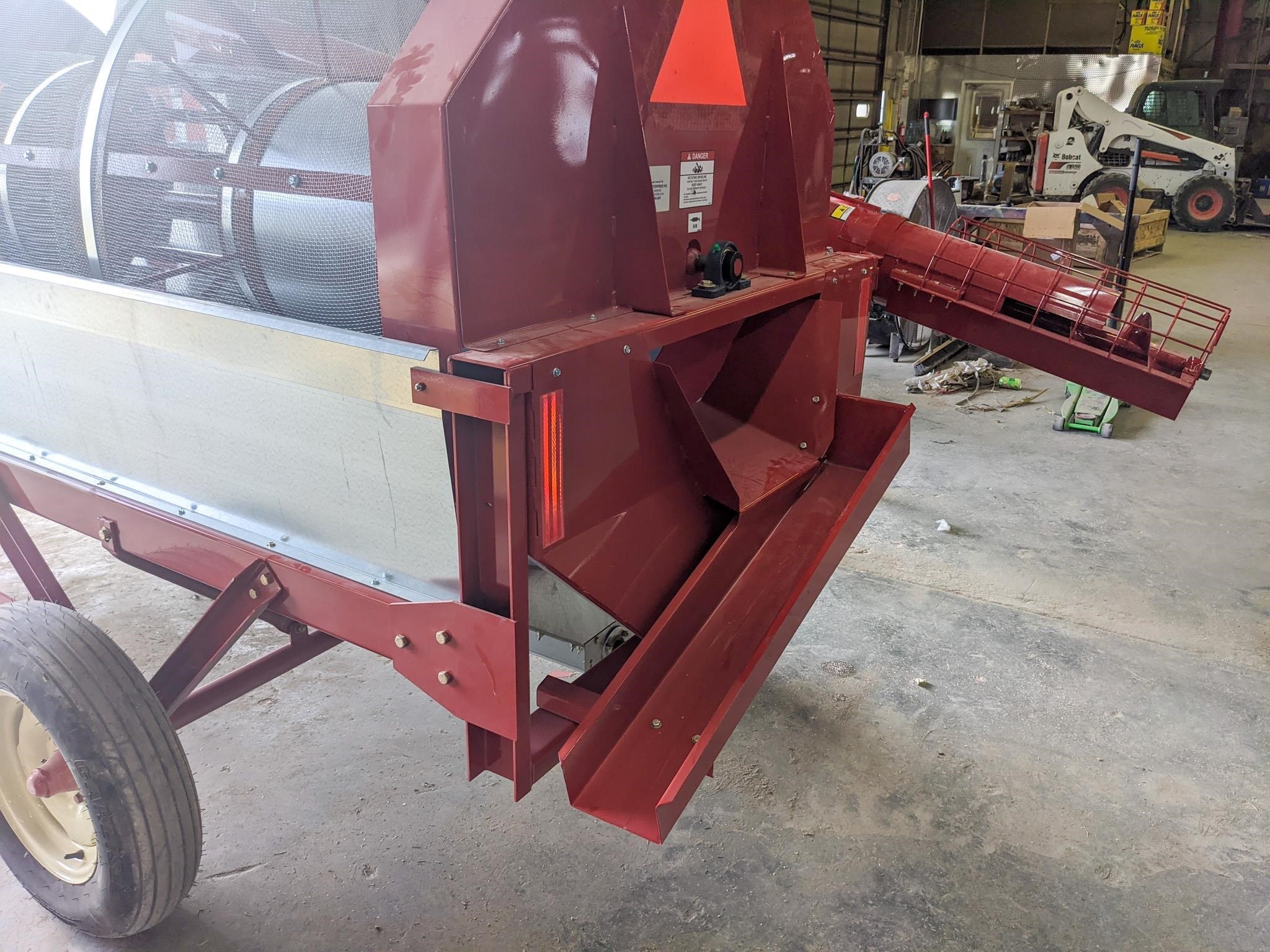2026 Farm King Y482 Grain Cleaner