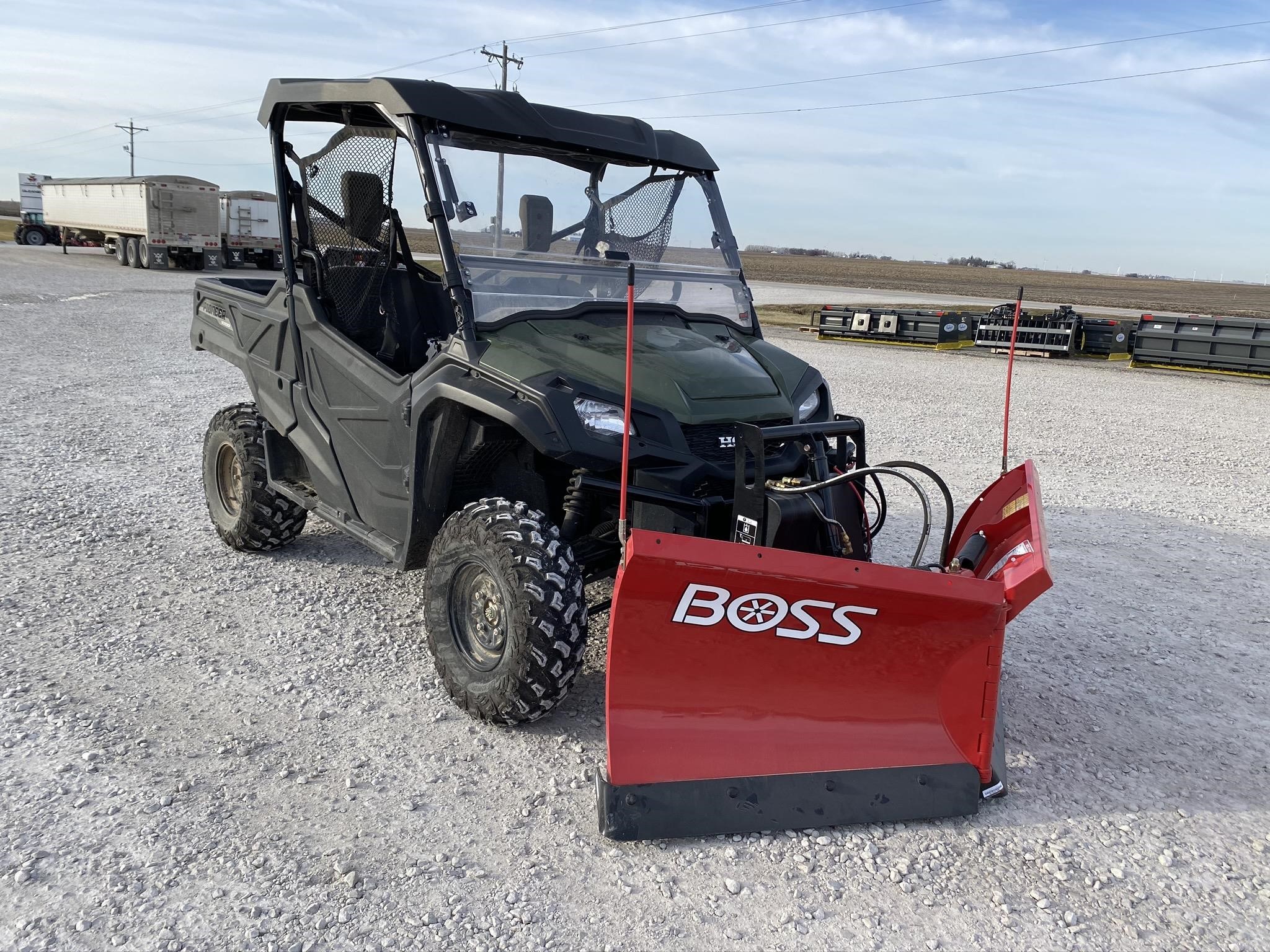 2025 Boss POWER-V XT Blade