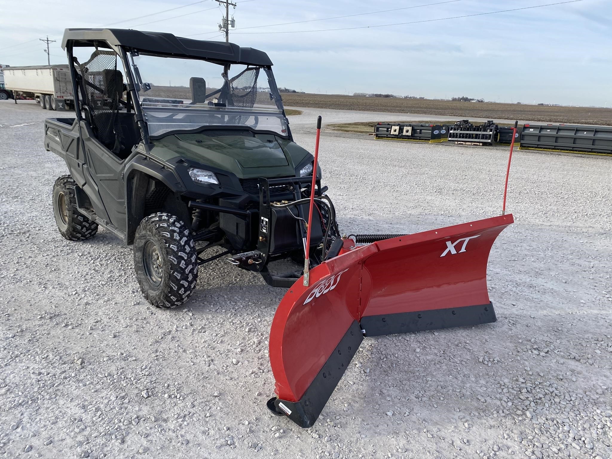 2025 Boss POWER-V XT Blade