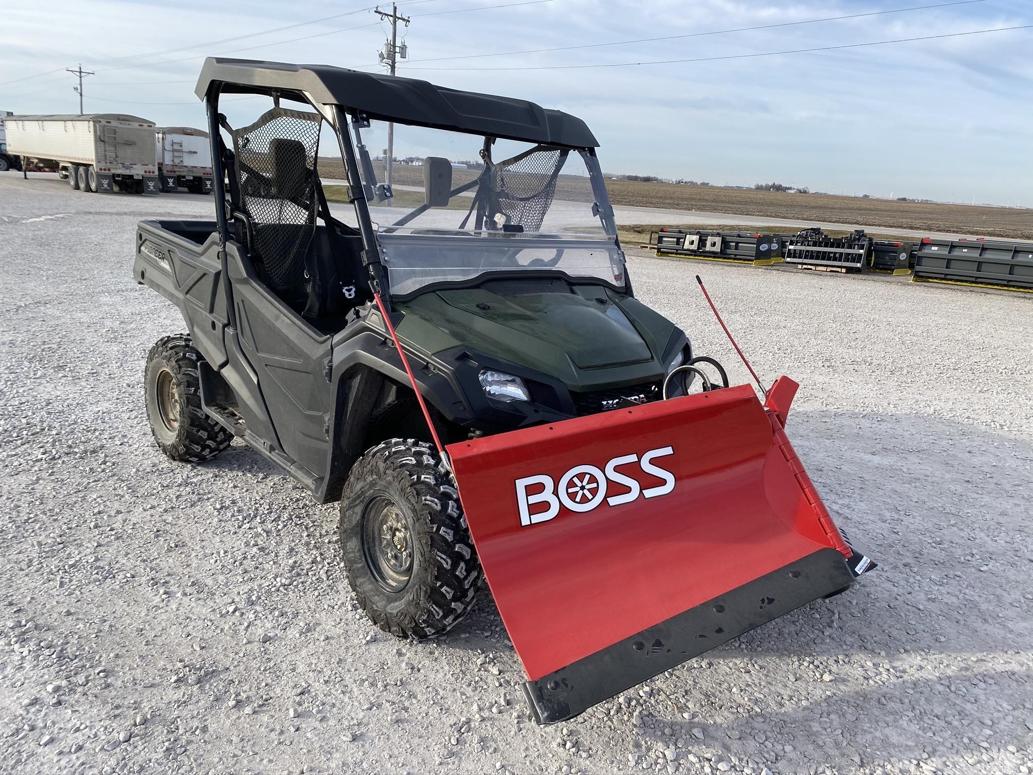 2025 Boss POWER-V XT Blade