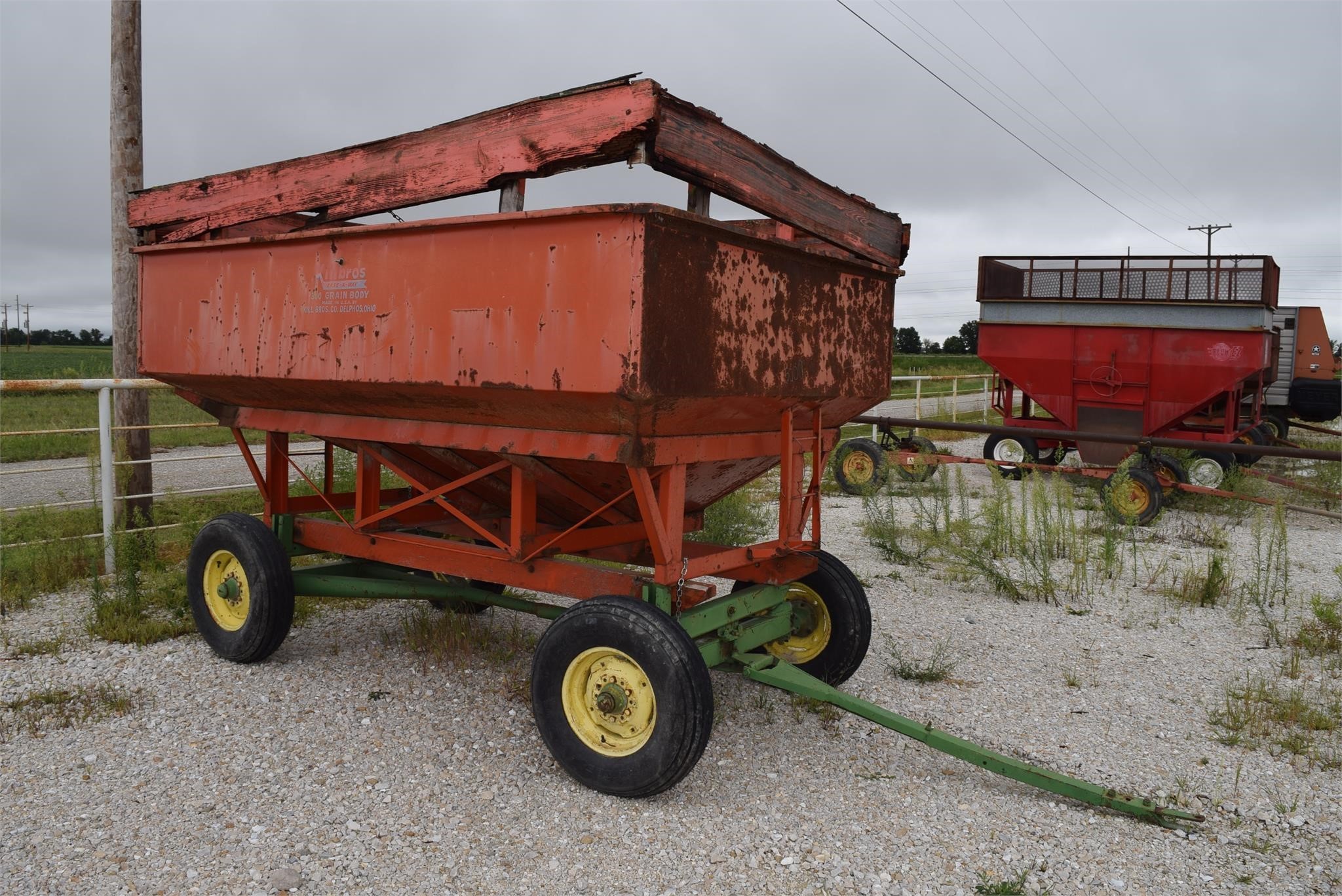 Killbros 350 Gravity Wagon 1,600 Machinery Pete