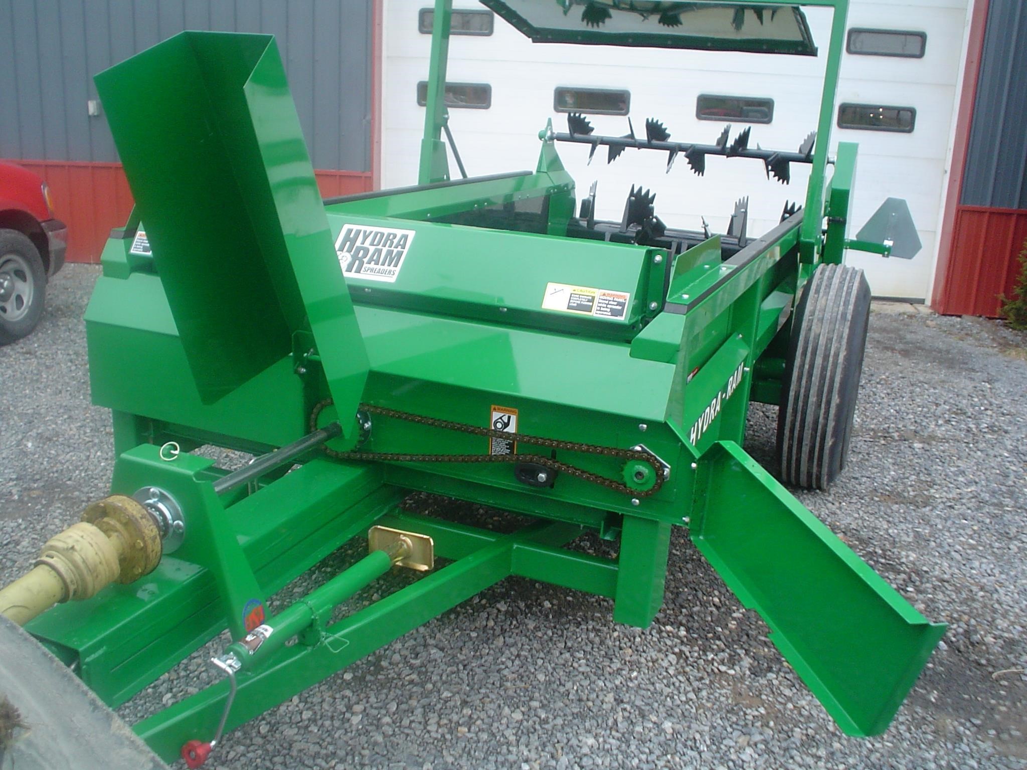 2024 Pik Rite HYDRARAM 490 Manure Spreader Call Machinery Pete