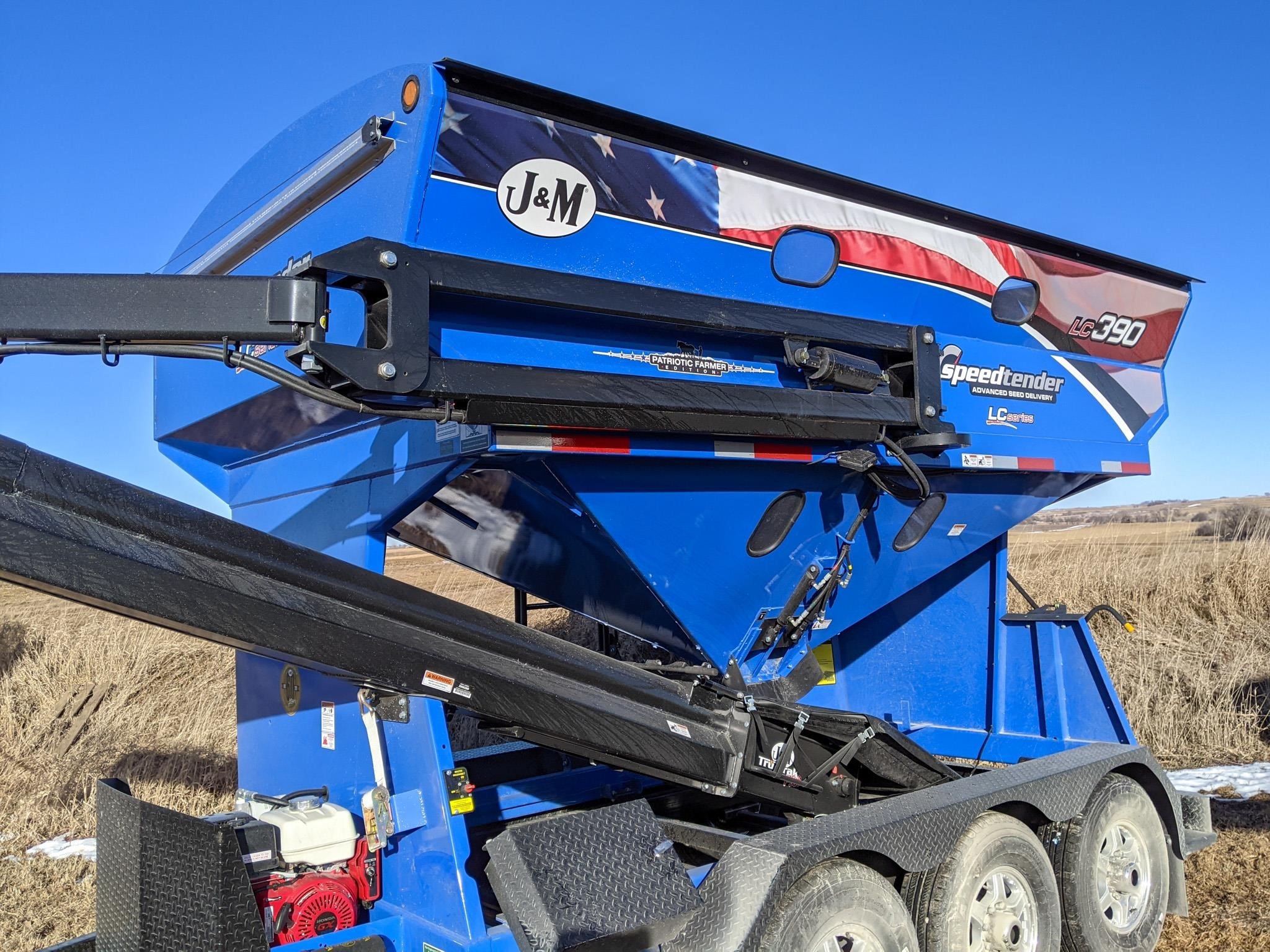 2026 J&M LC390 Seed Tender
