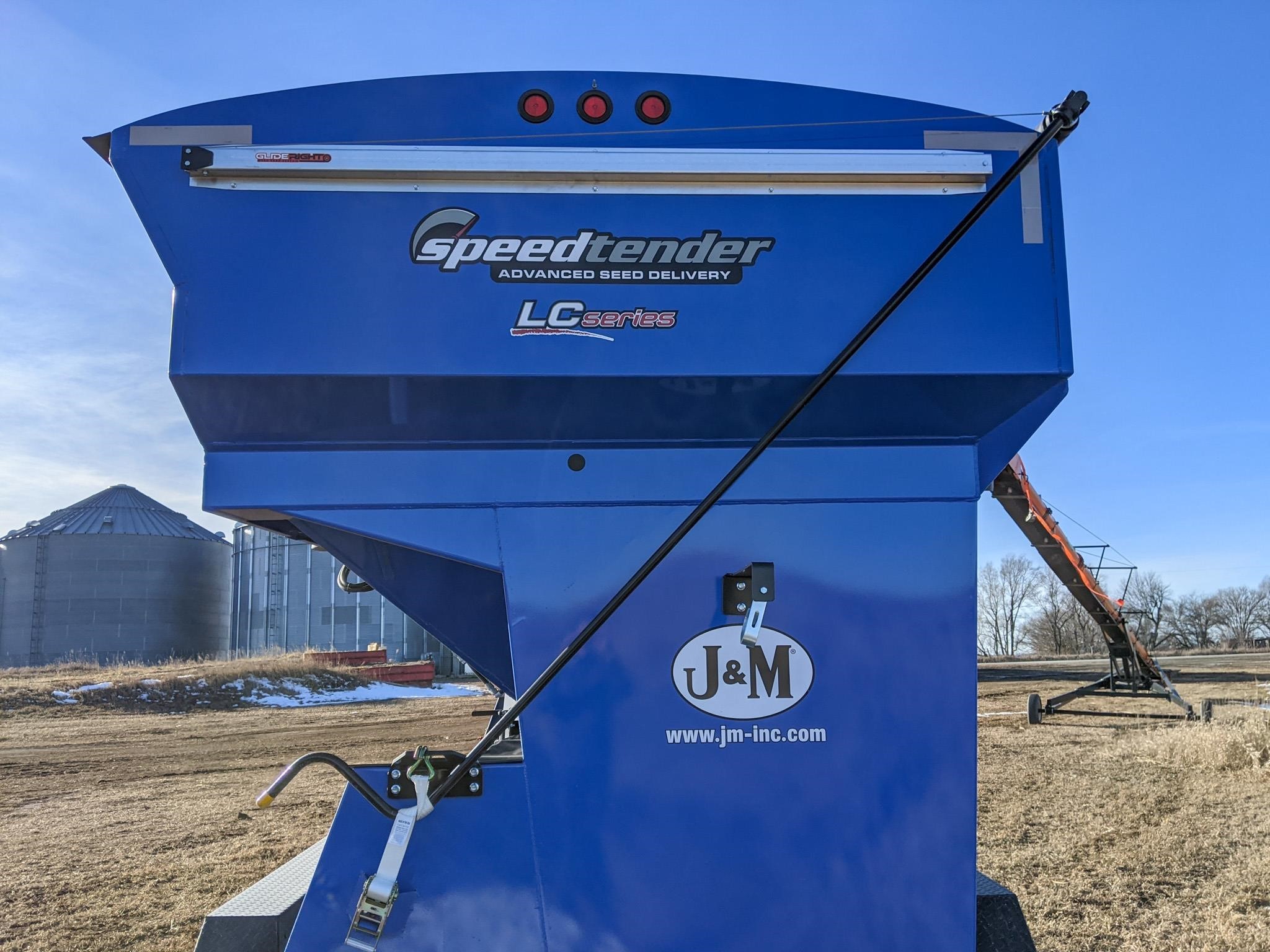 2026 J&M LC390 Seed Tender