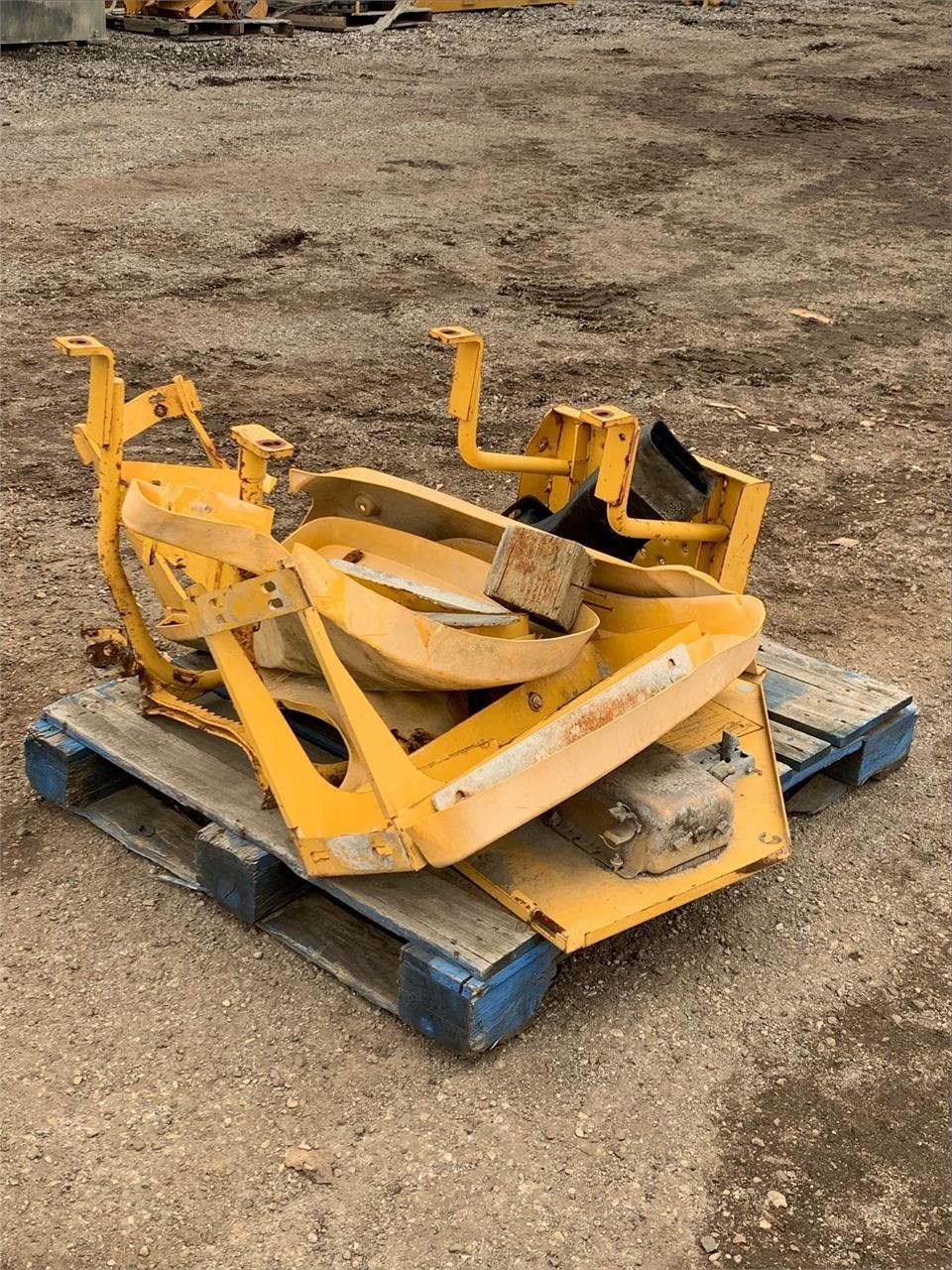 1998 Deere 744H Wheel Loader