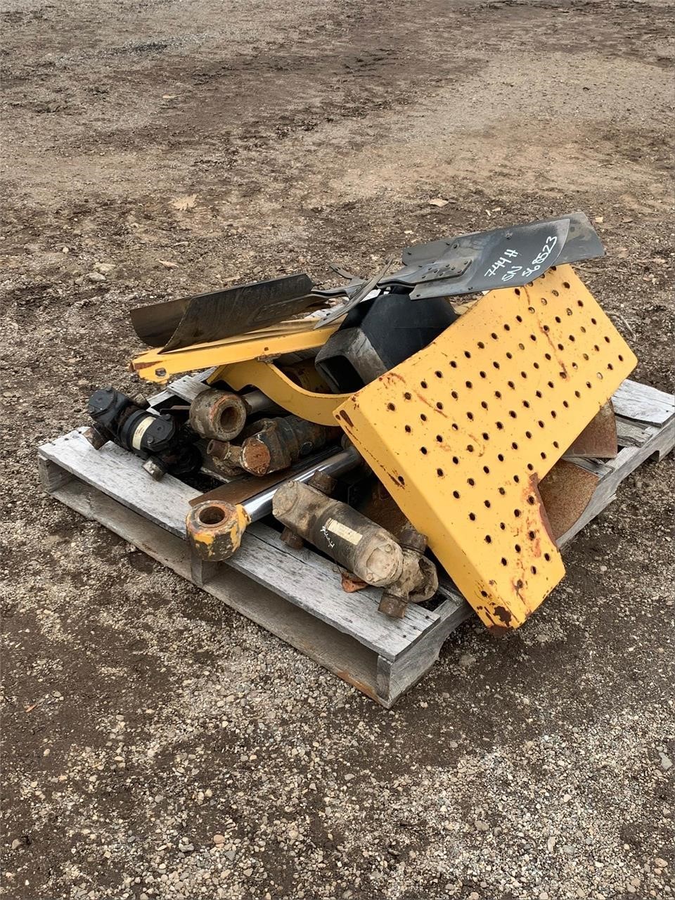 1998 Deere 744H Wheel Loader