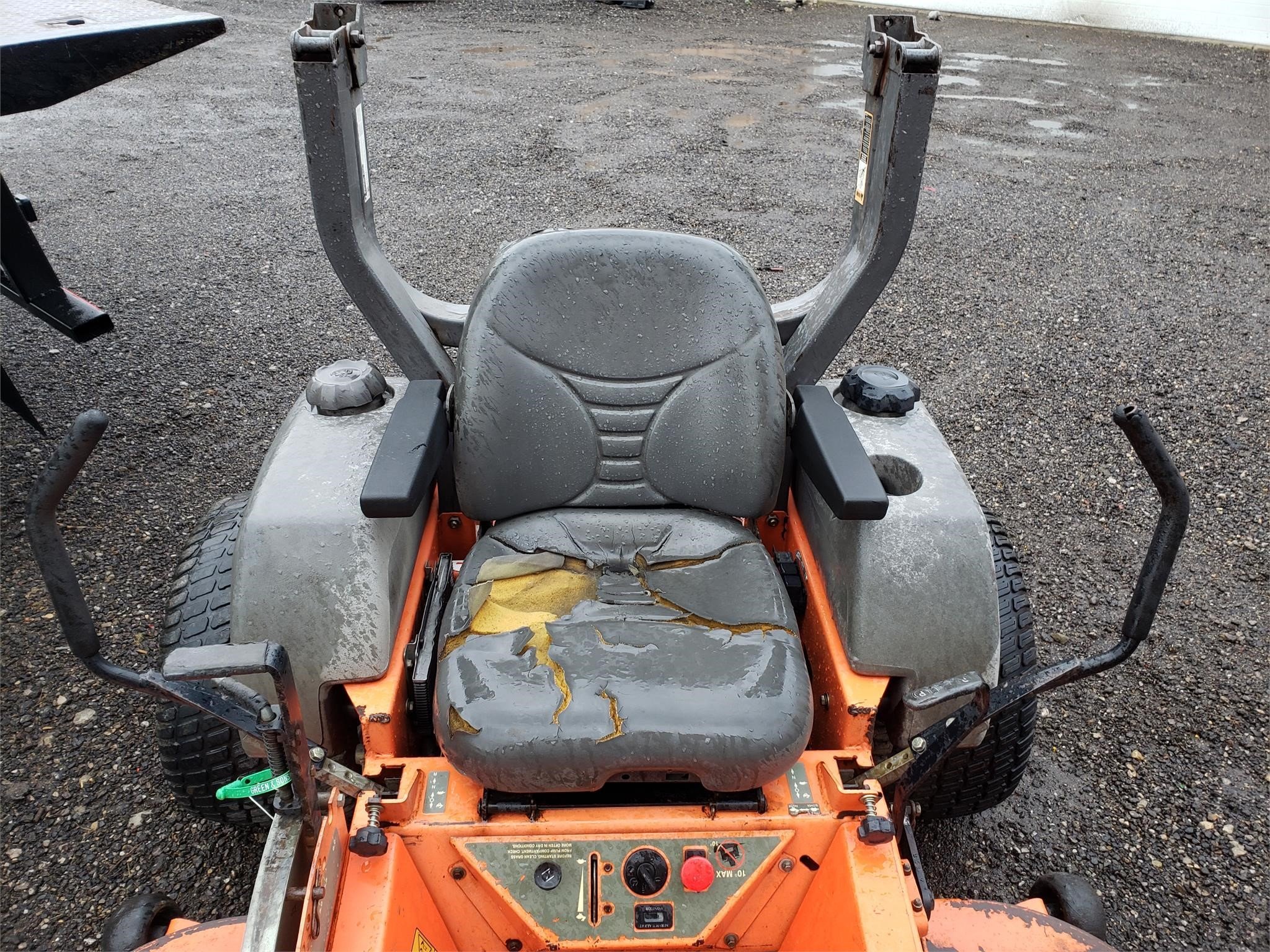 2005 Husqvarna LZ6127 Lawn Mower