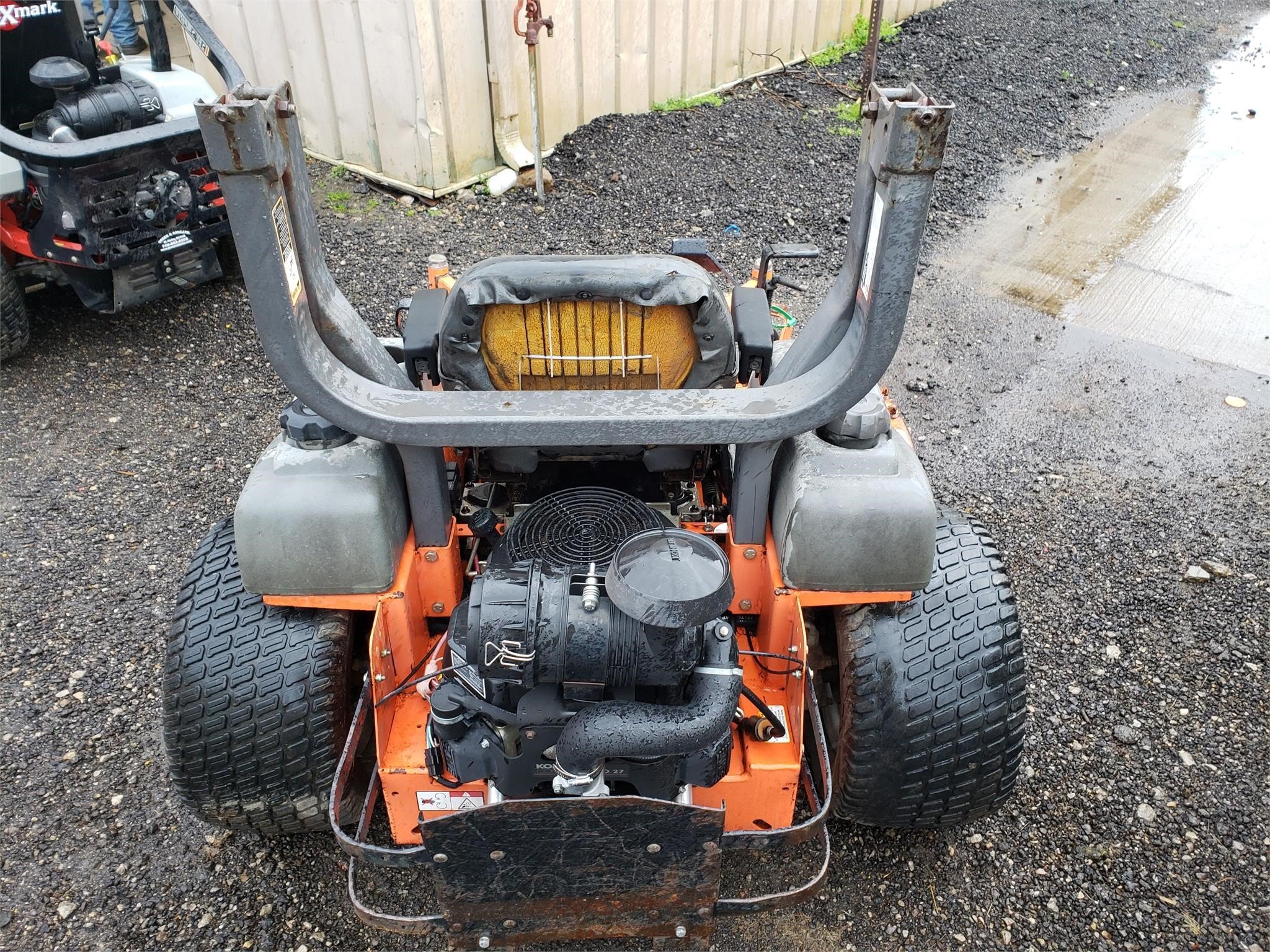 2005 Husqvarna LZ6127 Lawn Mower