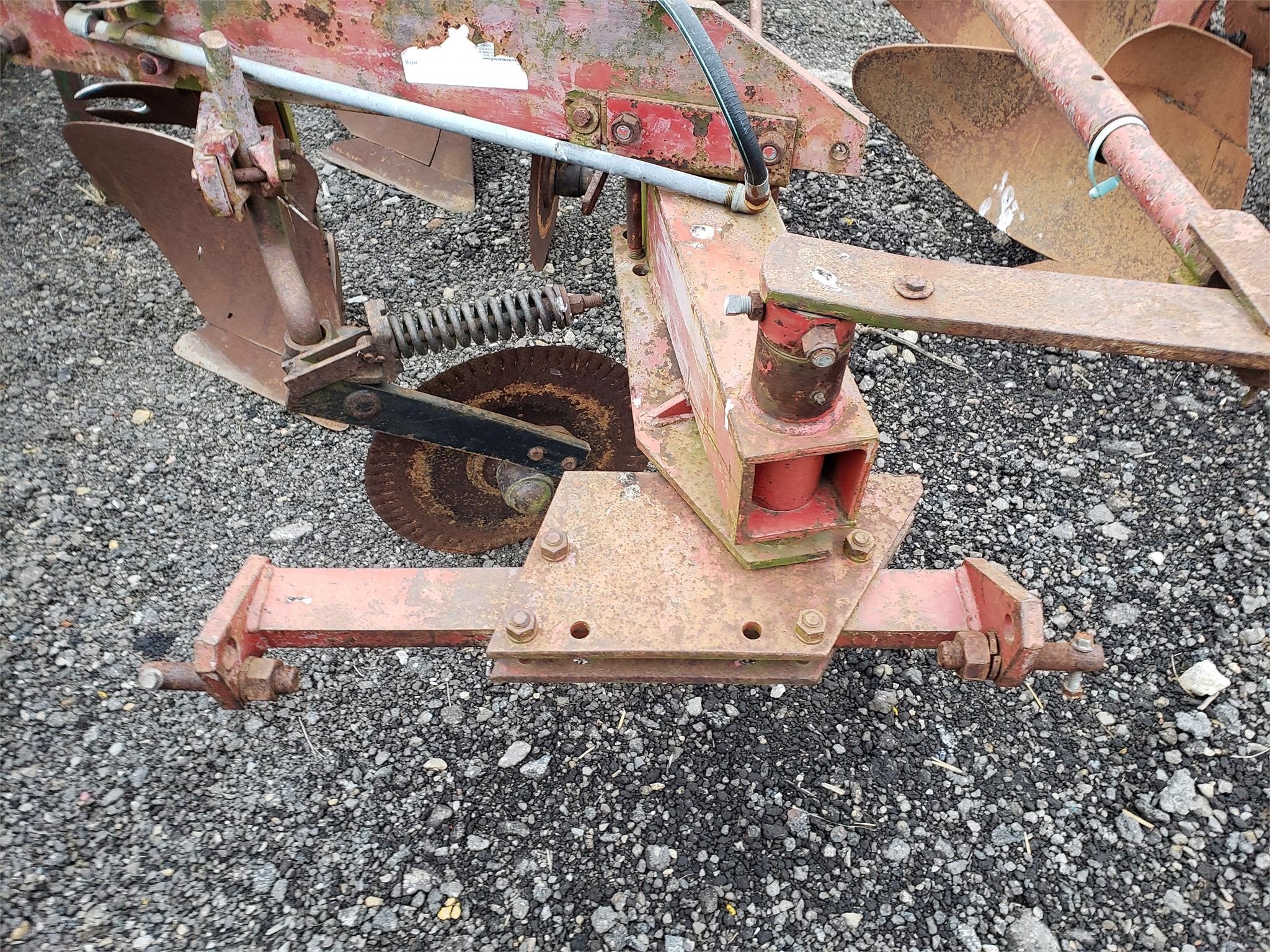  International Harvester 710 Plow