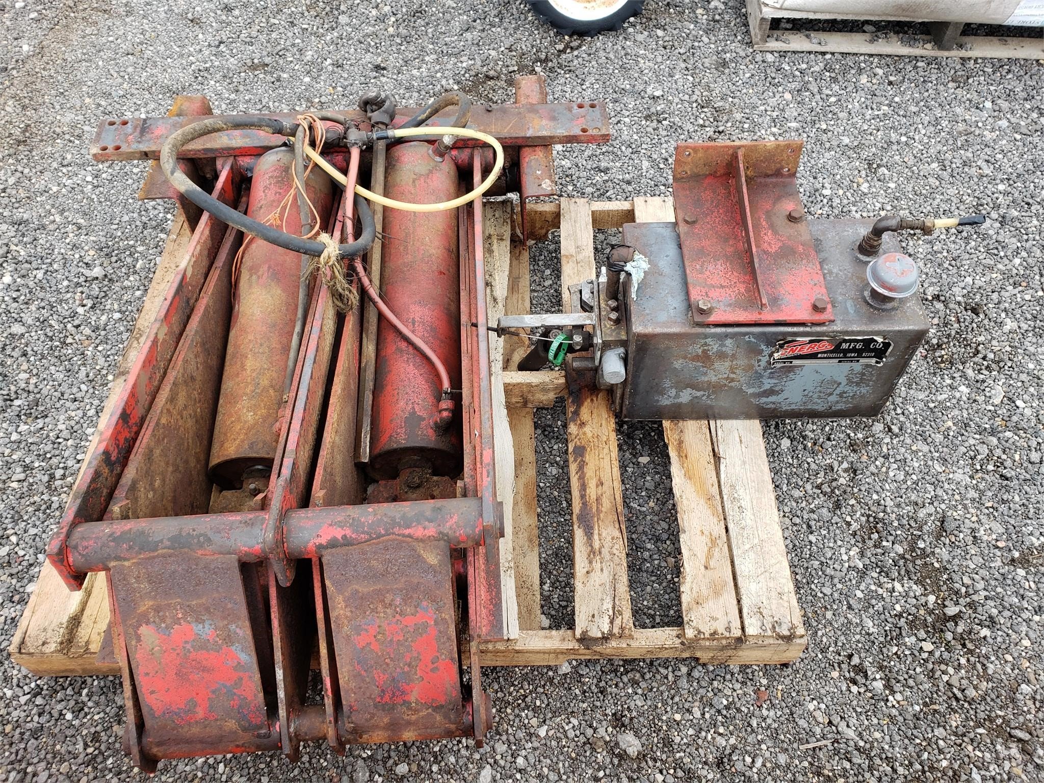  CARROL MFG Scissor Lift Scissor/Boom Lift