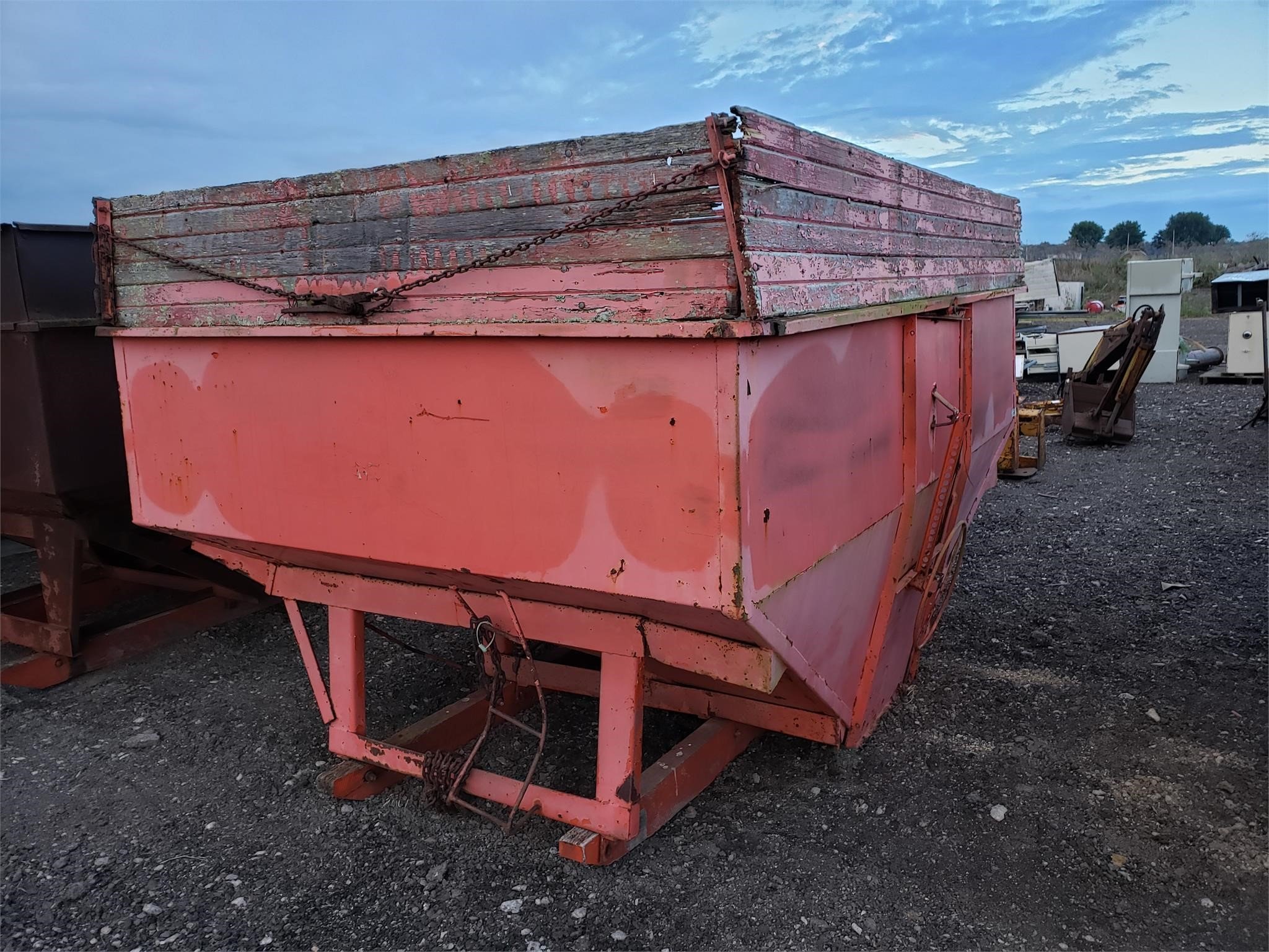  Custom Made 7X10 Gravity Wagon
