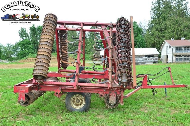  International 315 Mulchers / Cultipacker