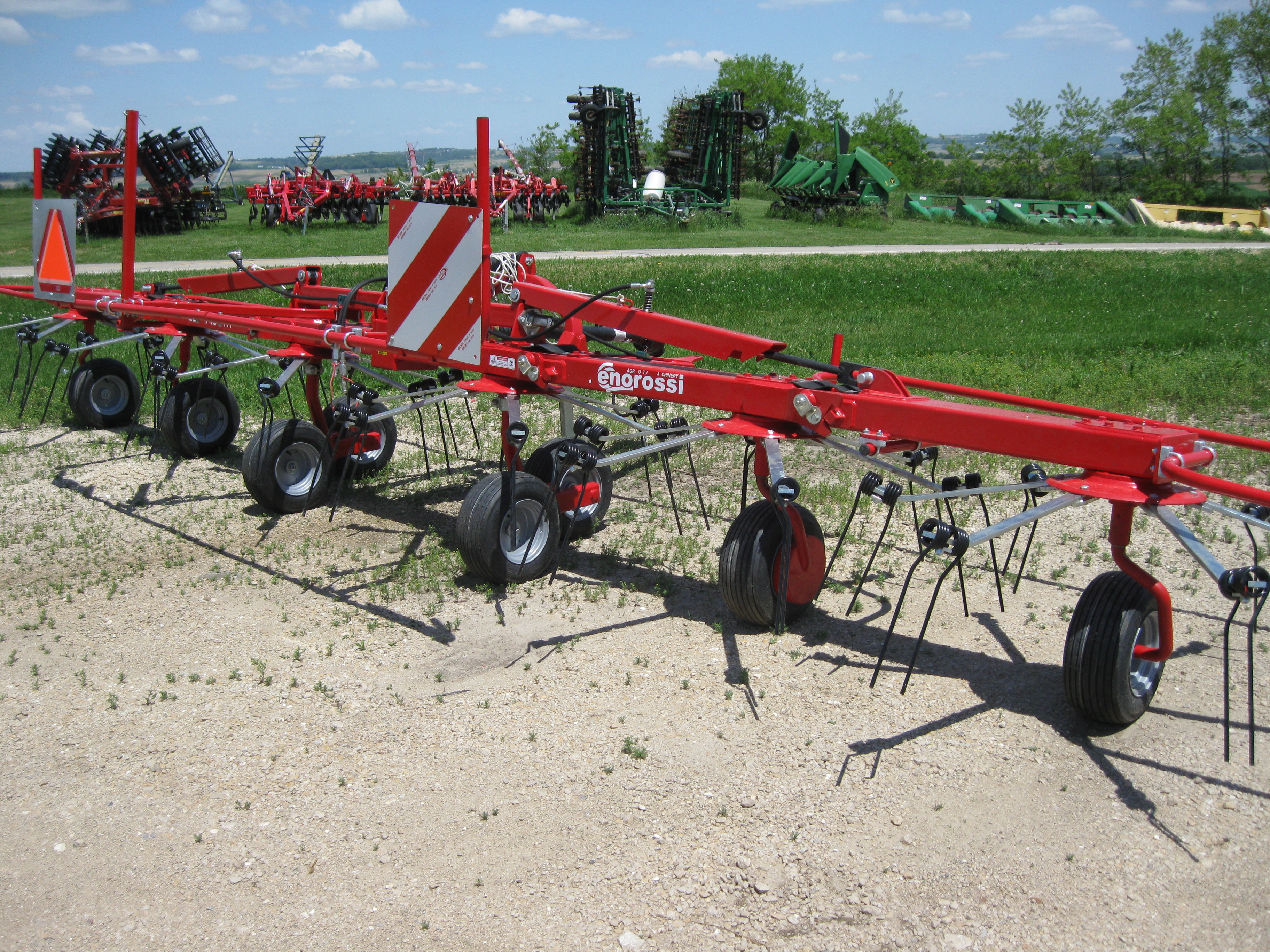 2025 Enorossi G6V 740PTH Tedder