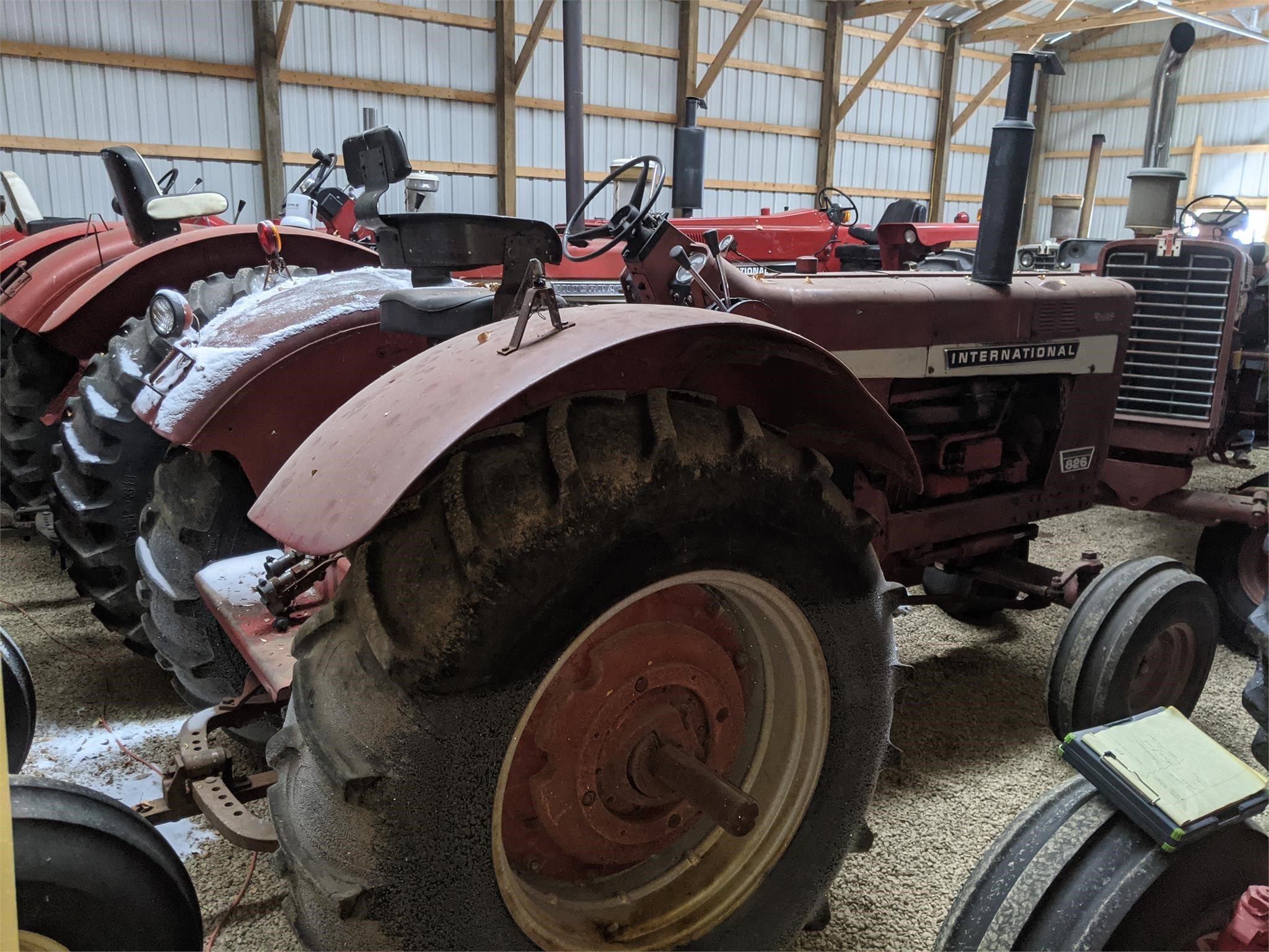 1970 International Harvester 826 Tractor