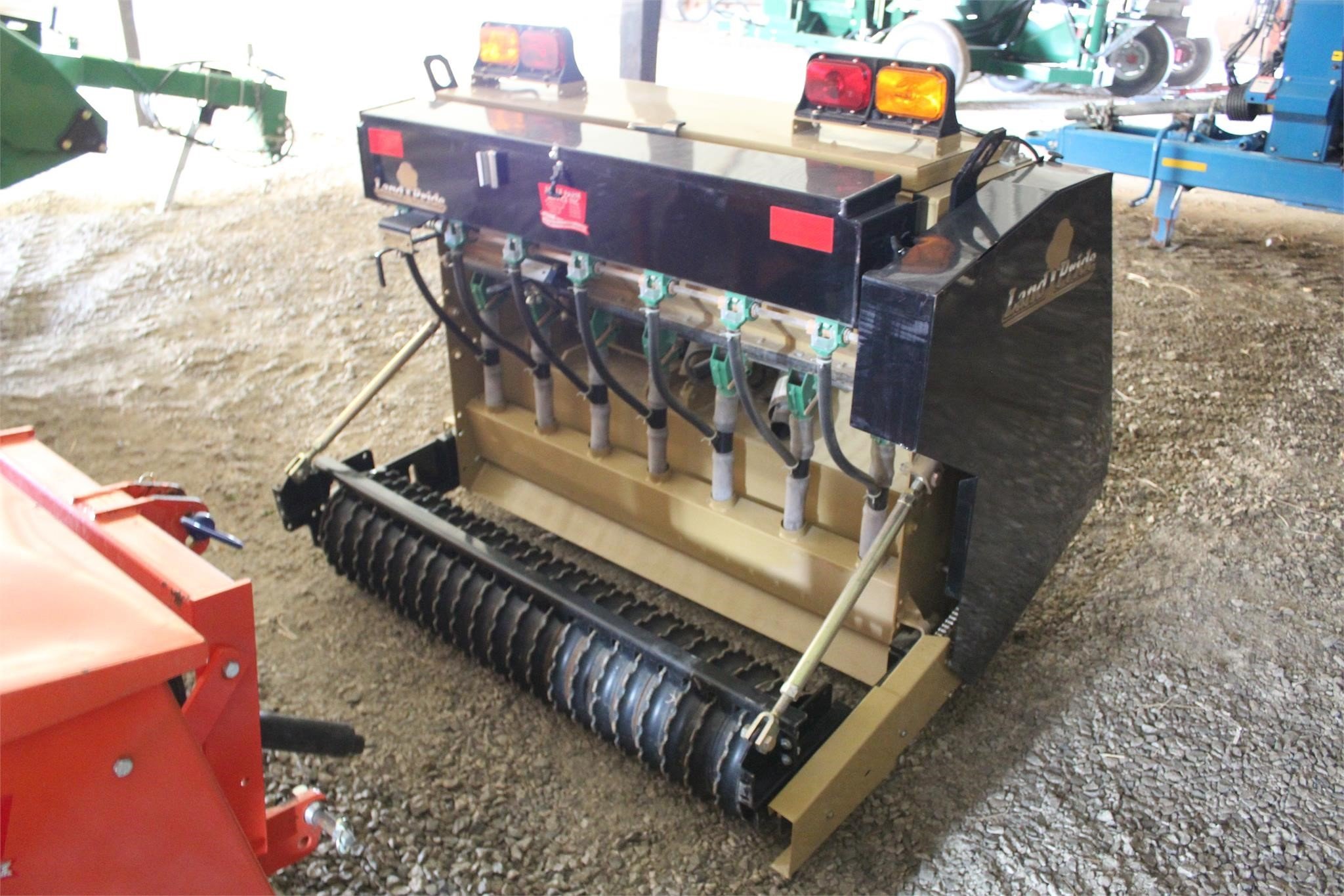  Land Pride OS1548 Drill