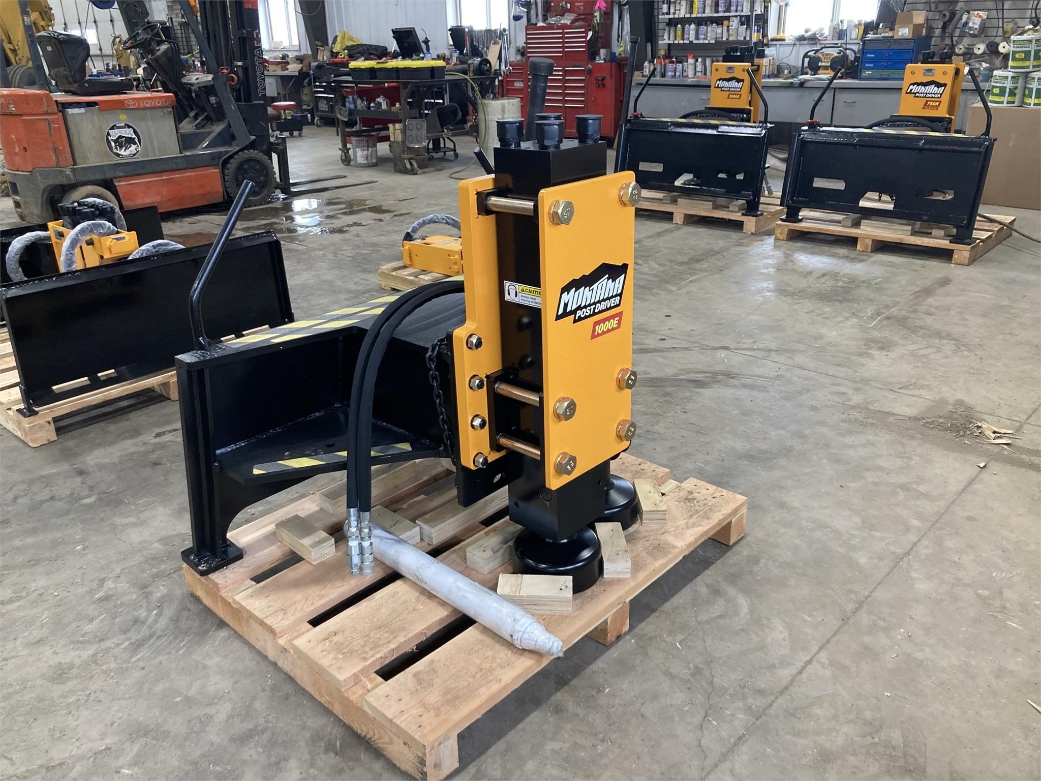 2023 MONTANA POST DRIVER 1000E Loader and Skid Steer Attachment 9,100 Machinery Pete