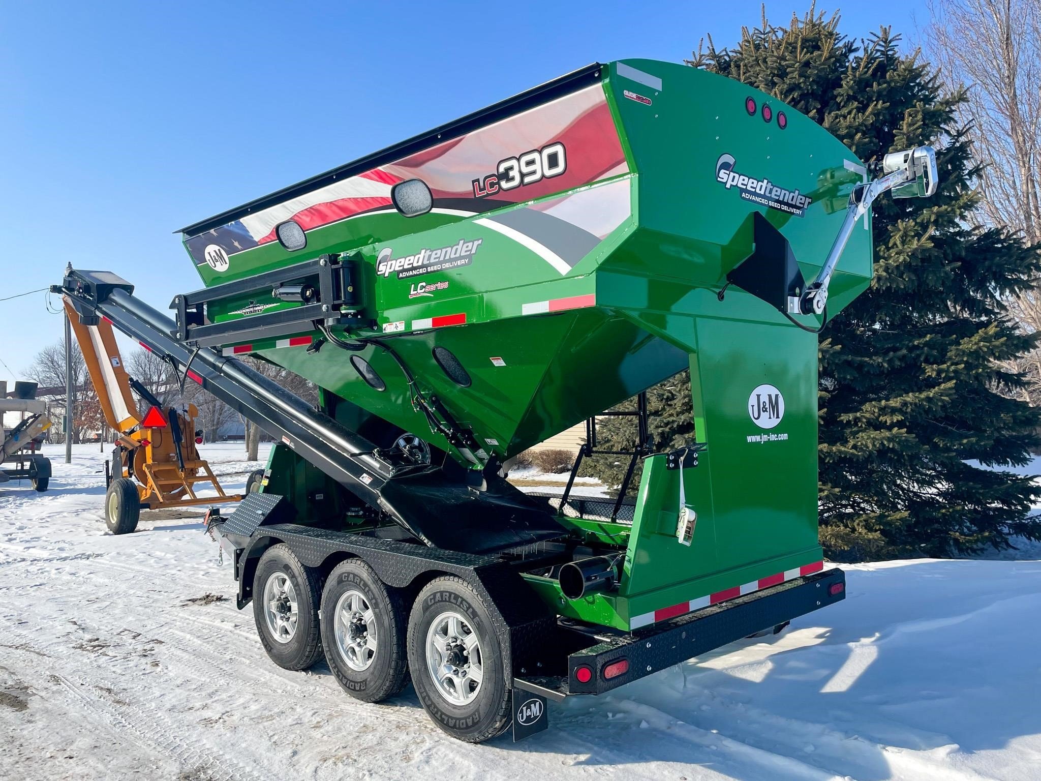 2025 J&M LC390 Seed Tender