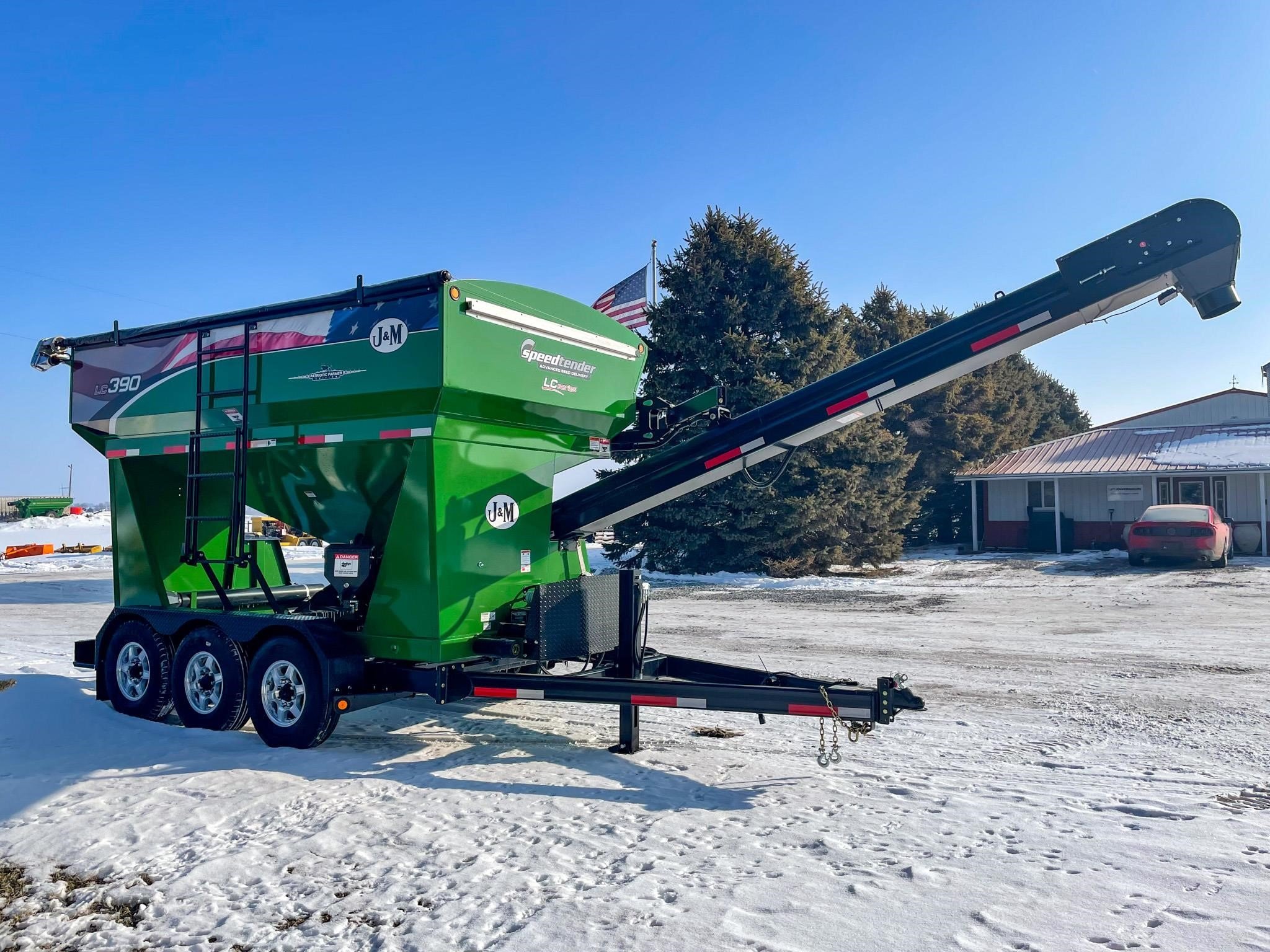 2025 J&M LC390 Seed Tender