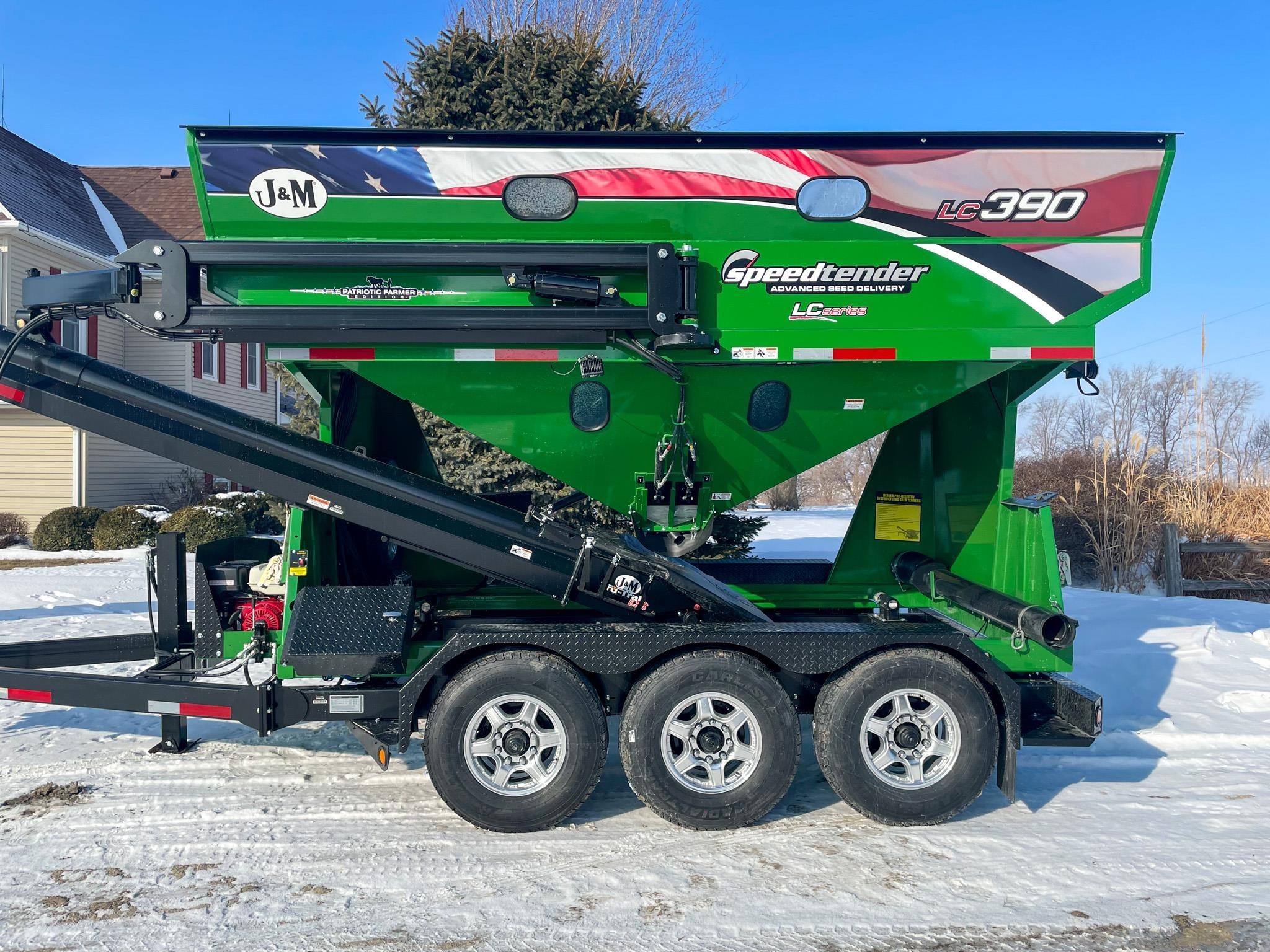 2025 J&M LC390 Seed Tender