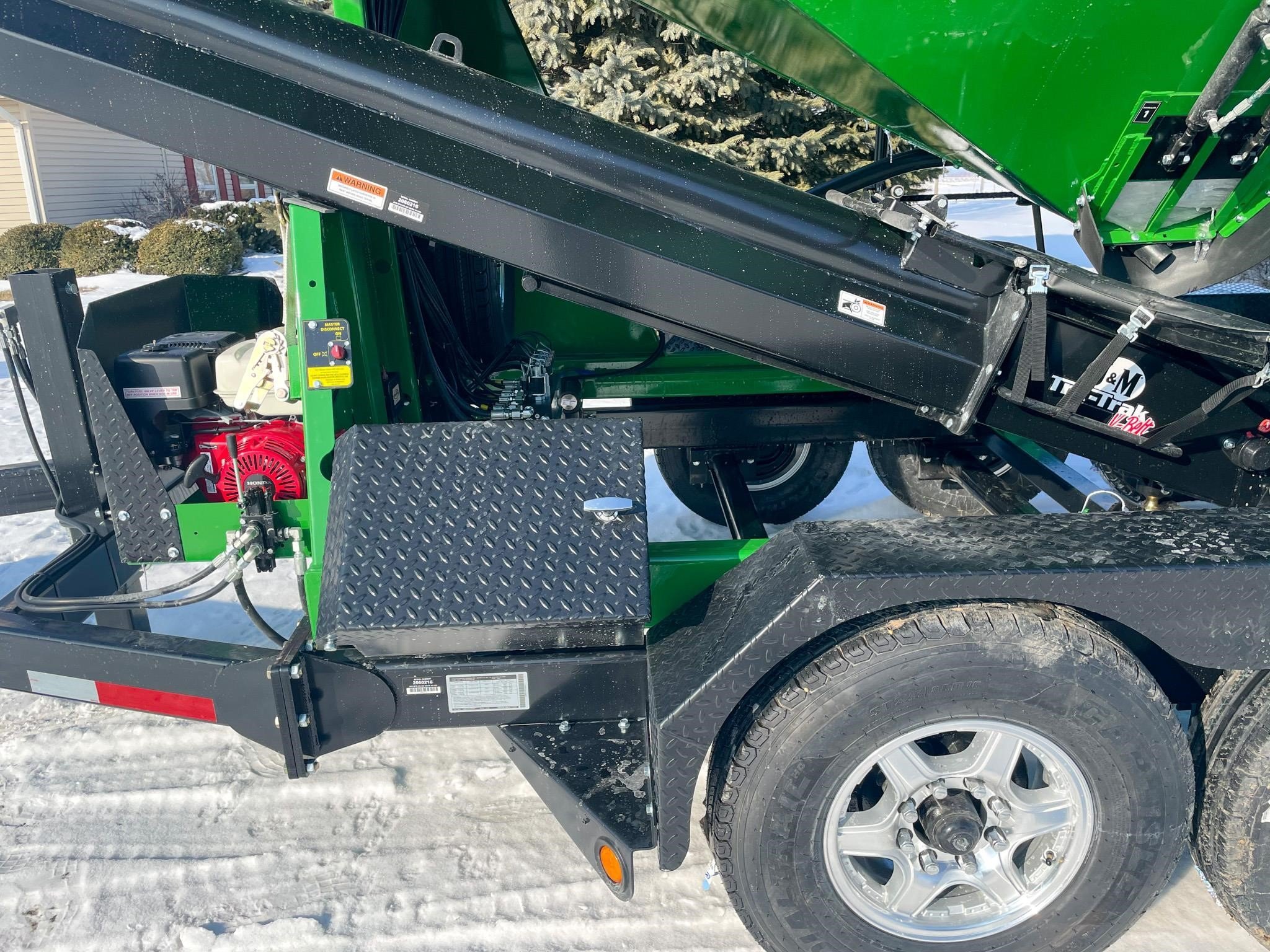 2025 J&M LC390 Seed Tender