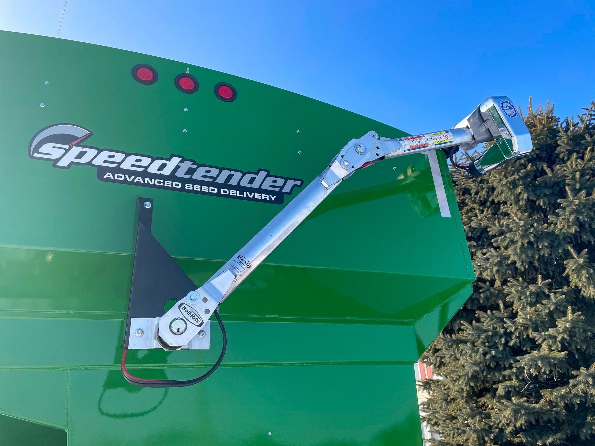 2025 J&M LC390 Seed Tender