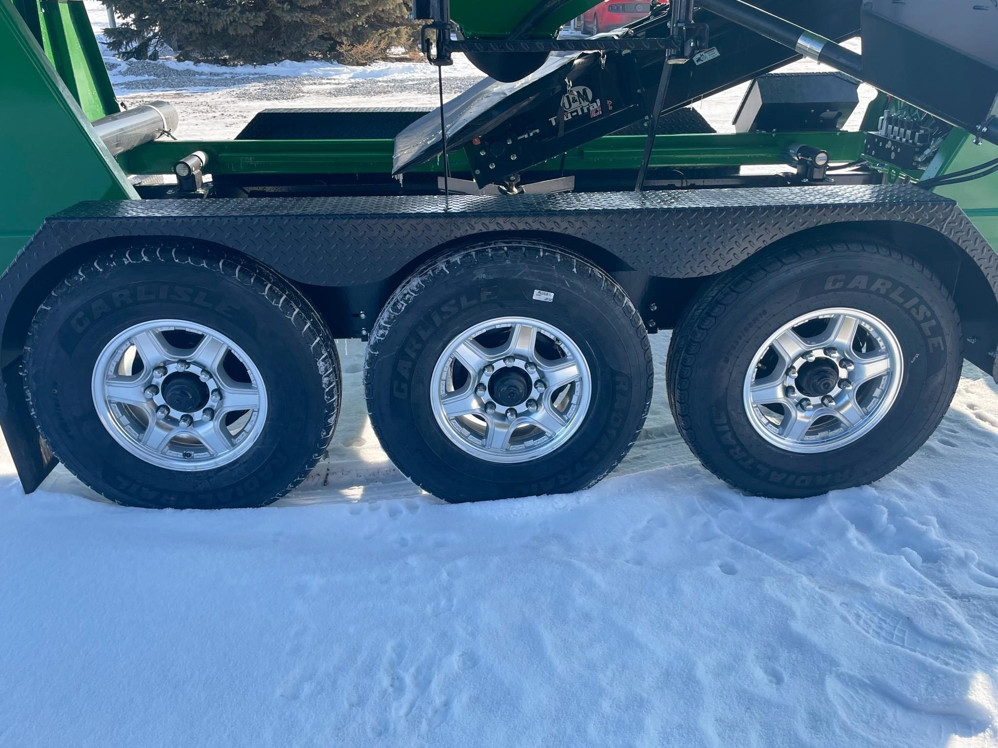 2025 J&M LC390 Seed Tender