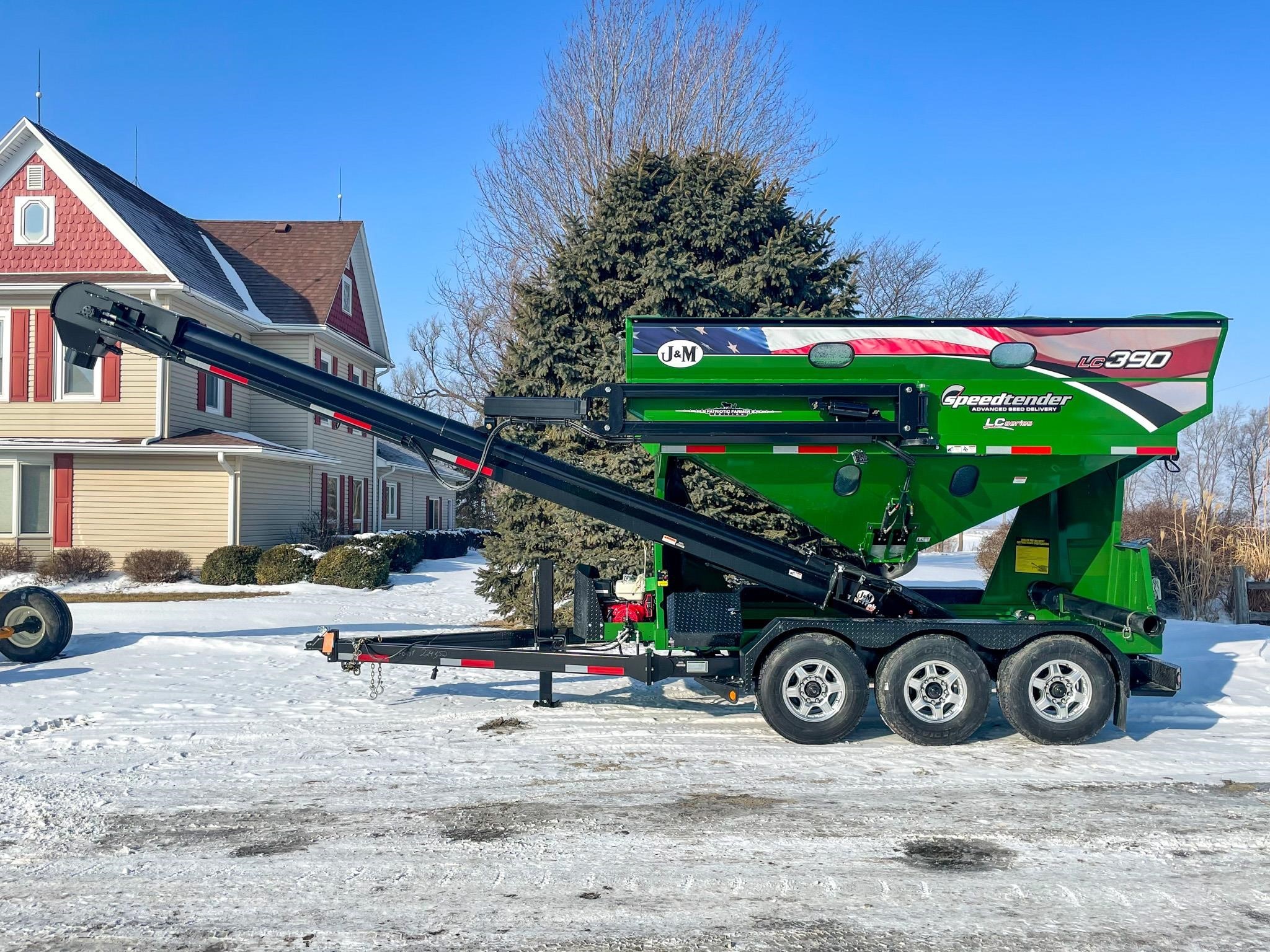 2025 J&M LC390 Seed Tender