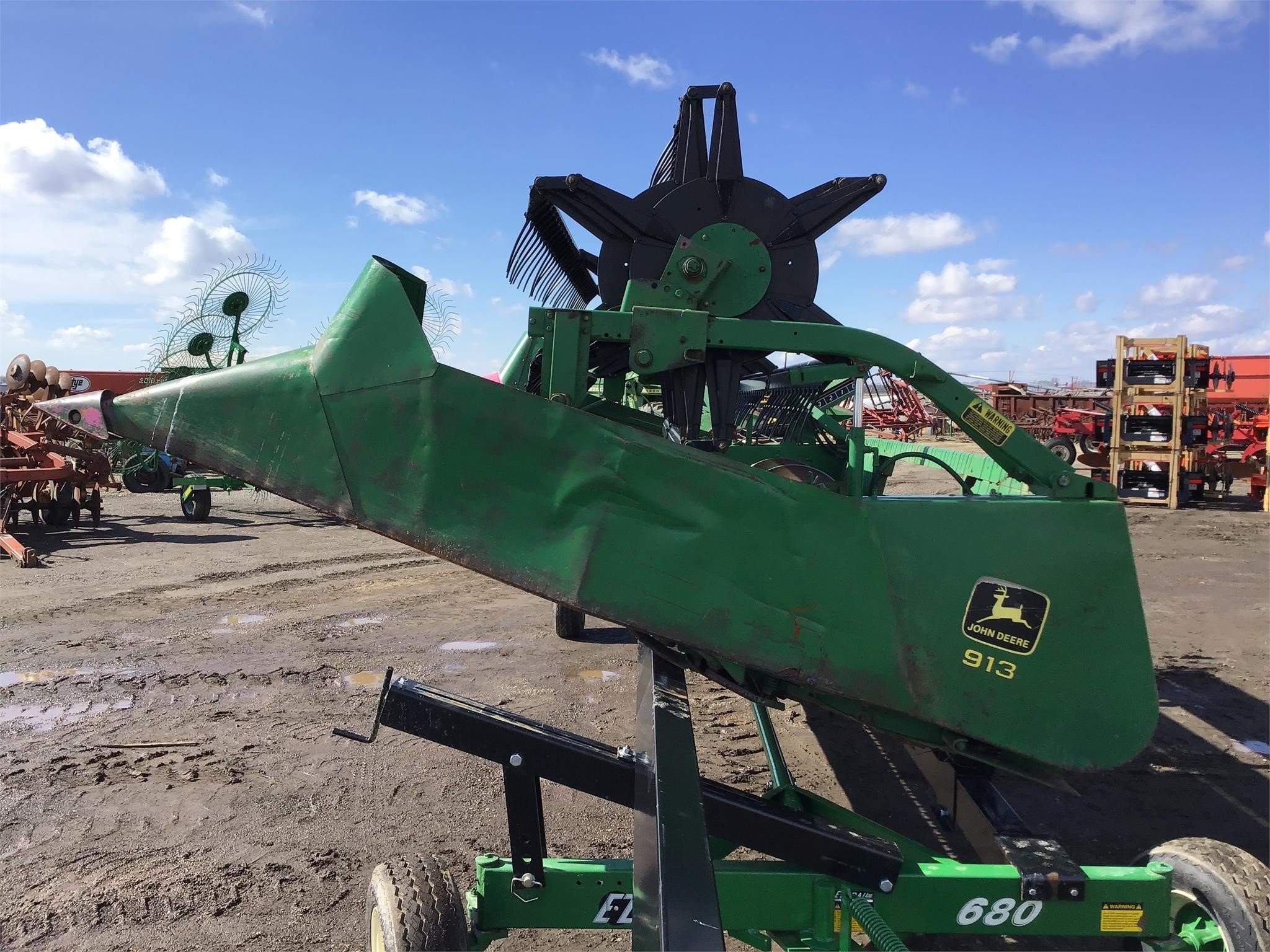  John Deere 913 Platform