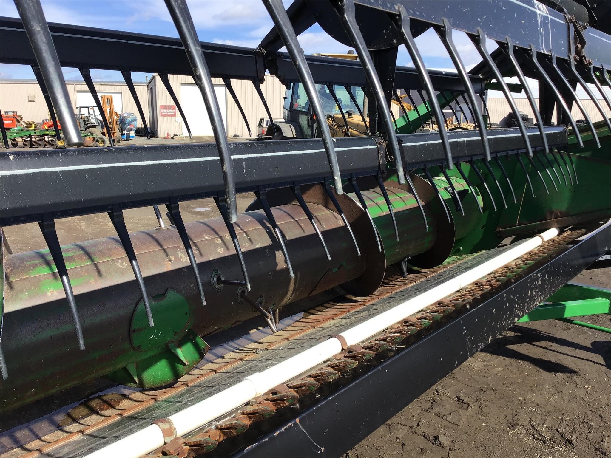  John Deere 913 Platform