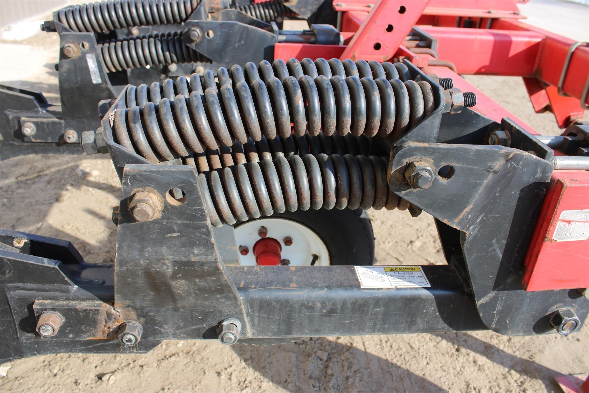 WilRich 357 InLine Ripper 5,950 Machinery Pete