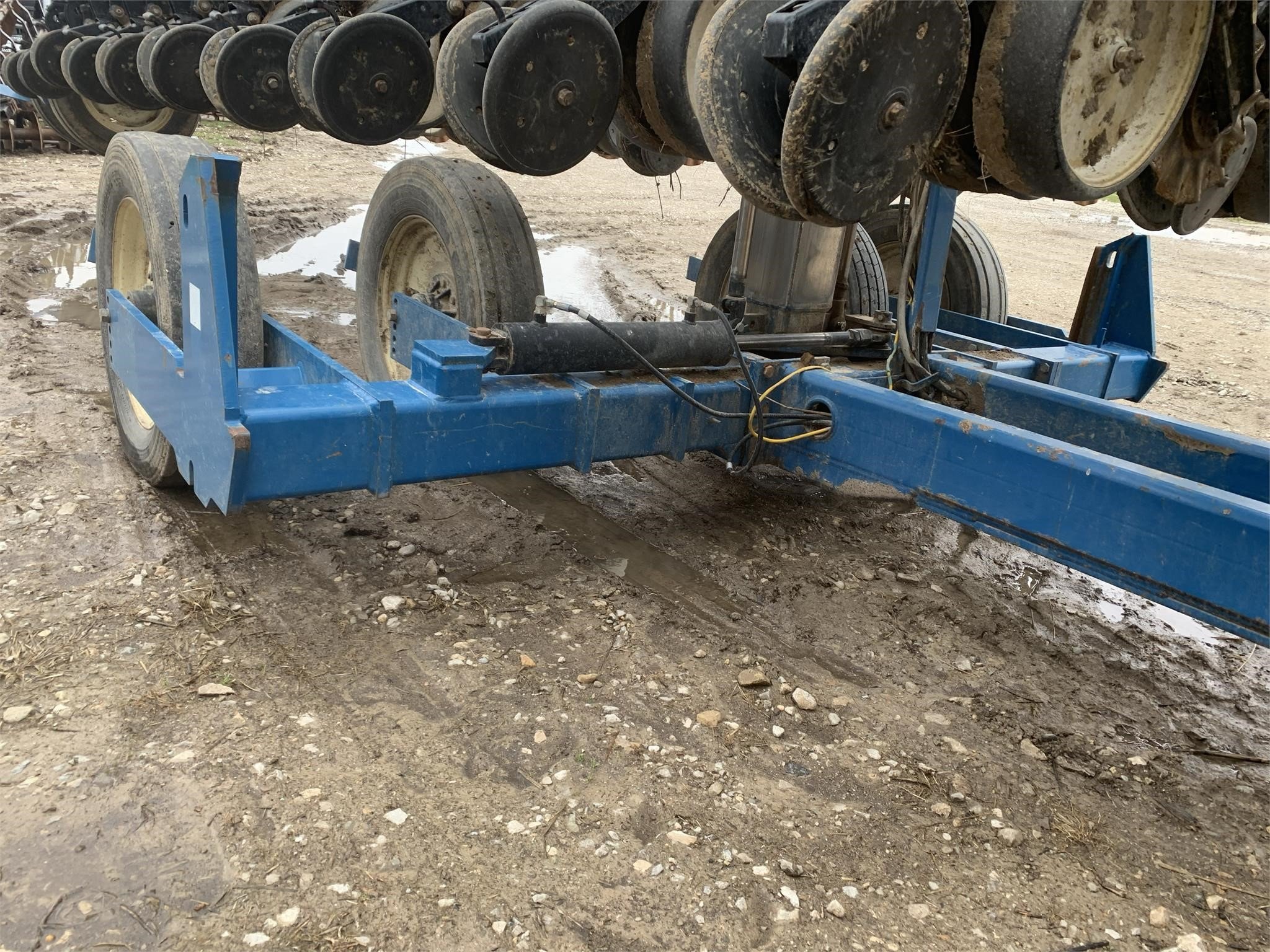 2004 Kinze 3600 Planter