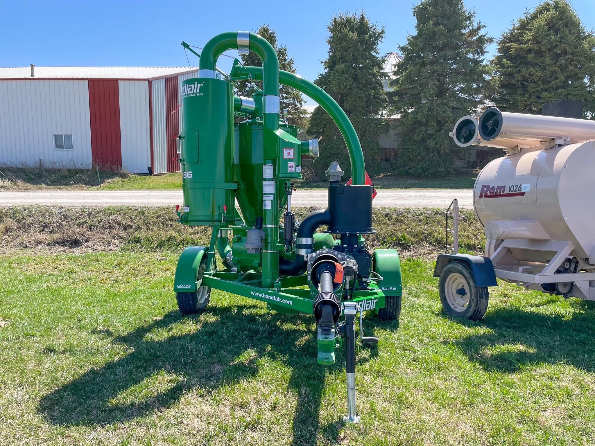 2026 Handlair 566 Grain Vac