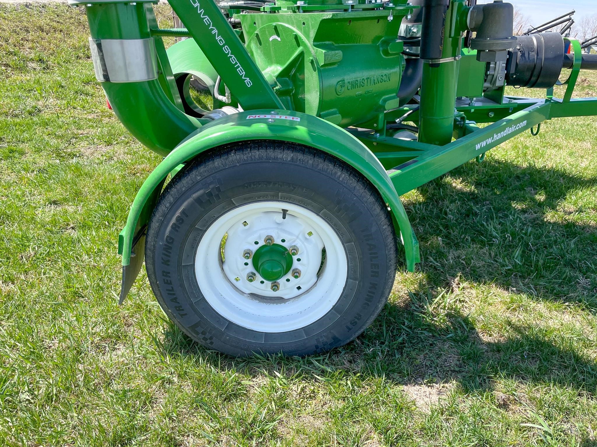 2026 Handlair 566 Grain Vac
