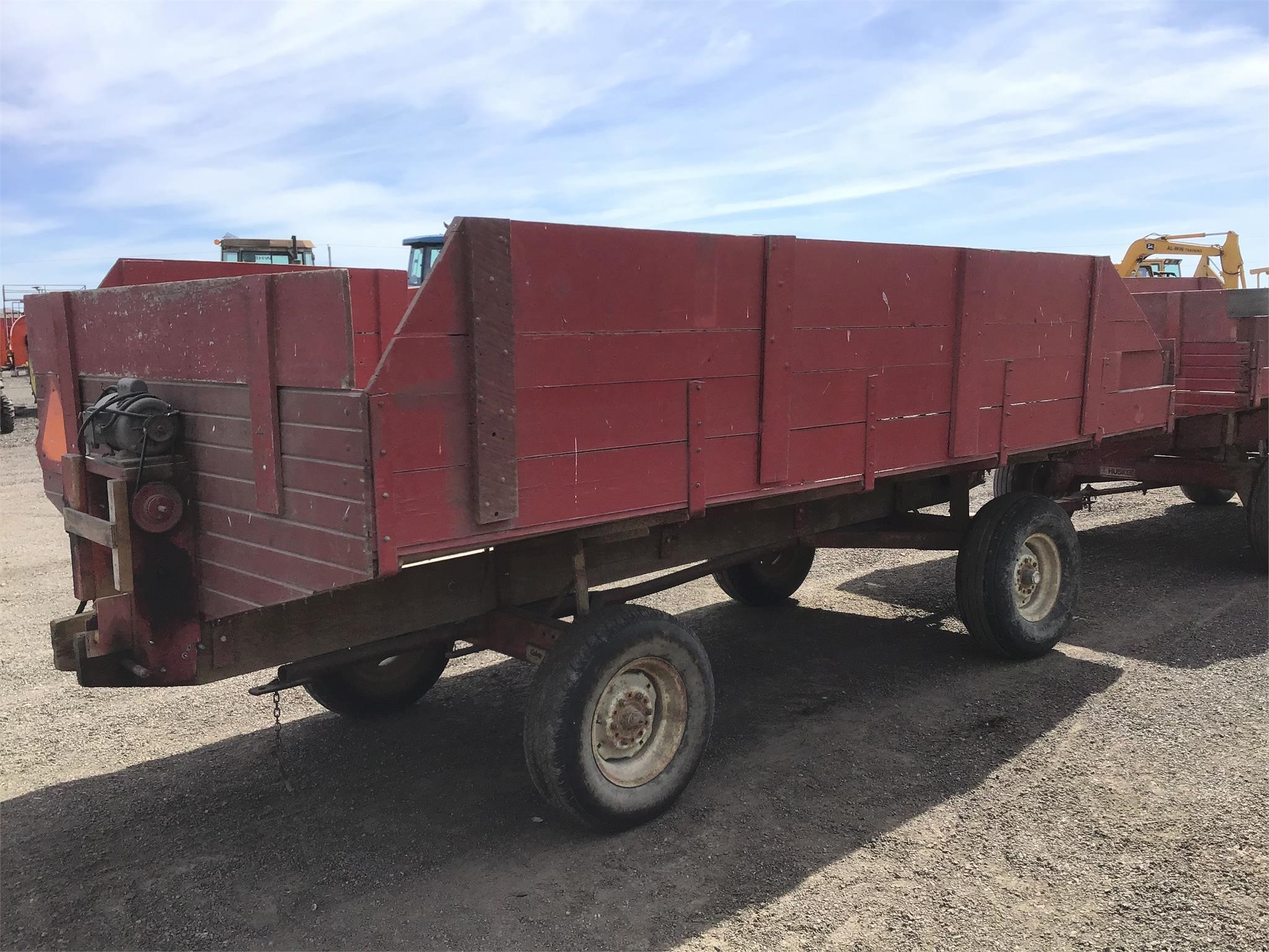  Cobey 14 Flatbed Trucks/Trailer