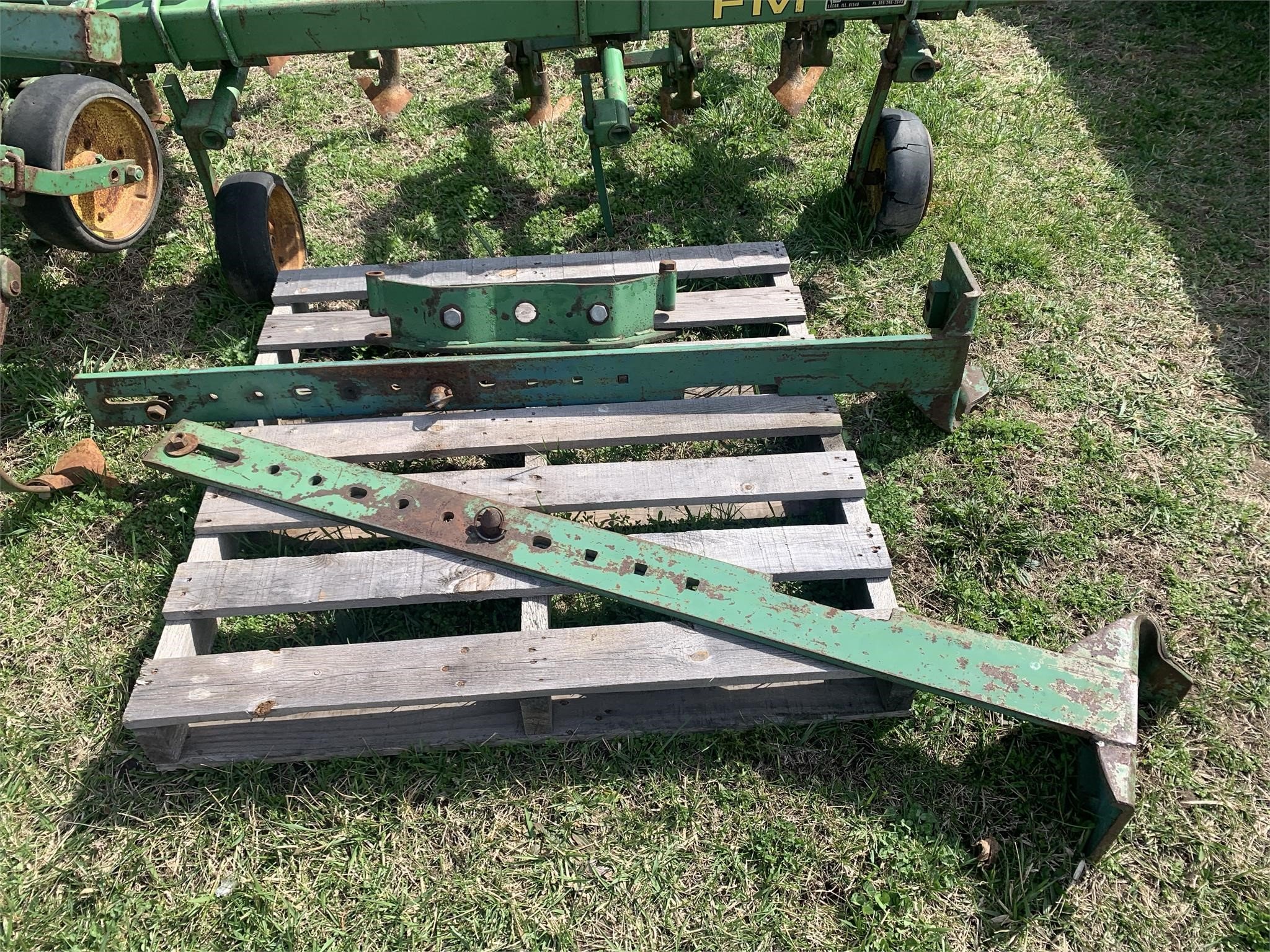  John Deere FM Cultivator