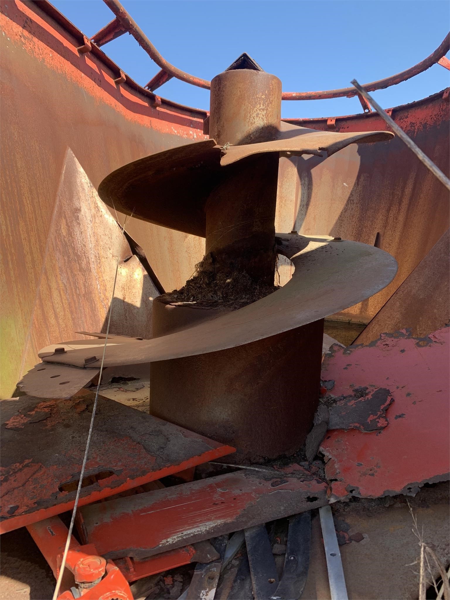  Kuhn Knight 5144 Grinders and Mixer