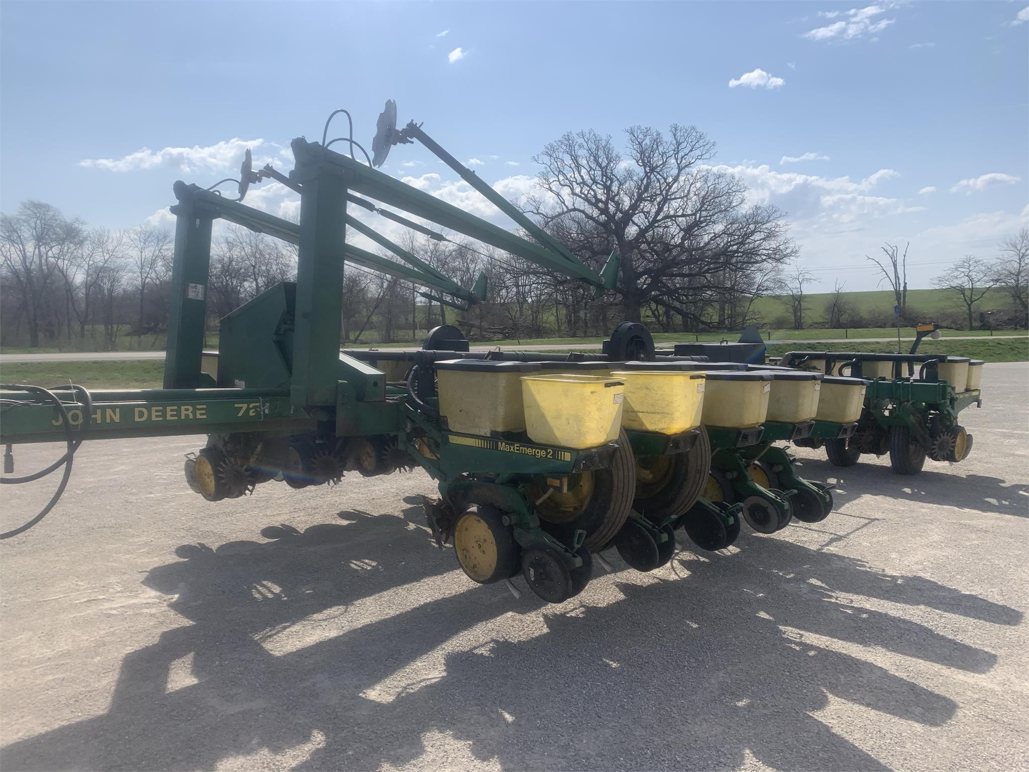  John Deere 7200 Planter