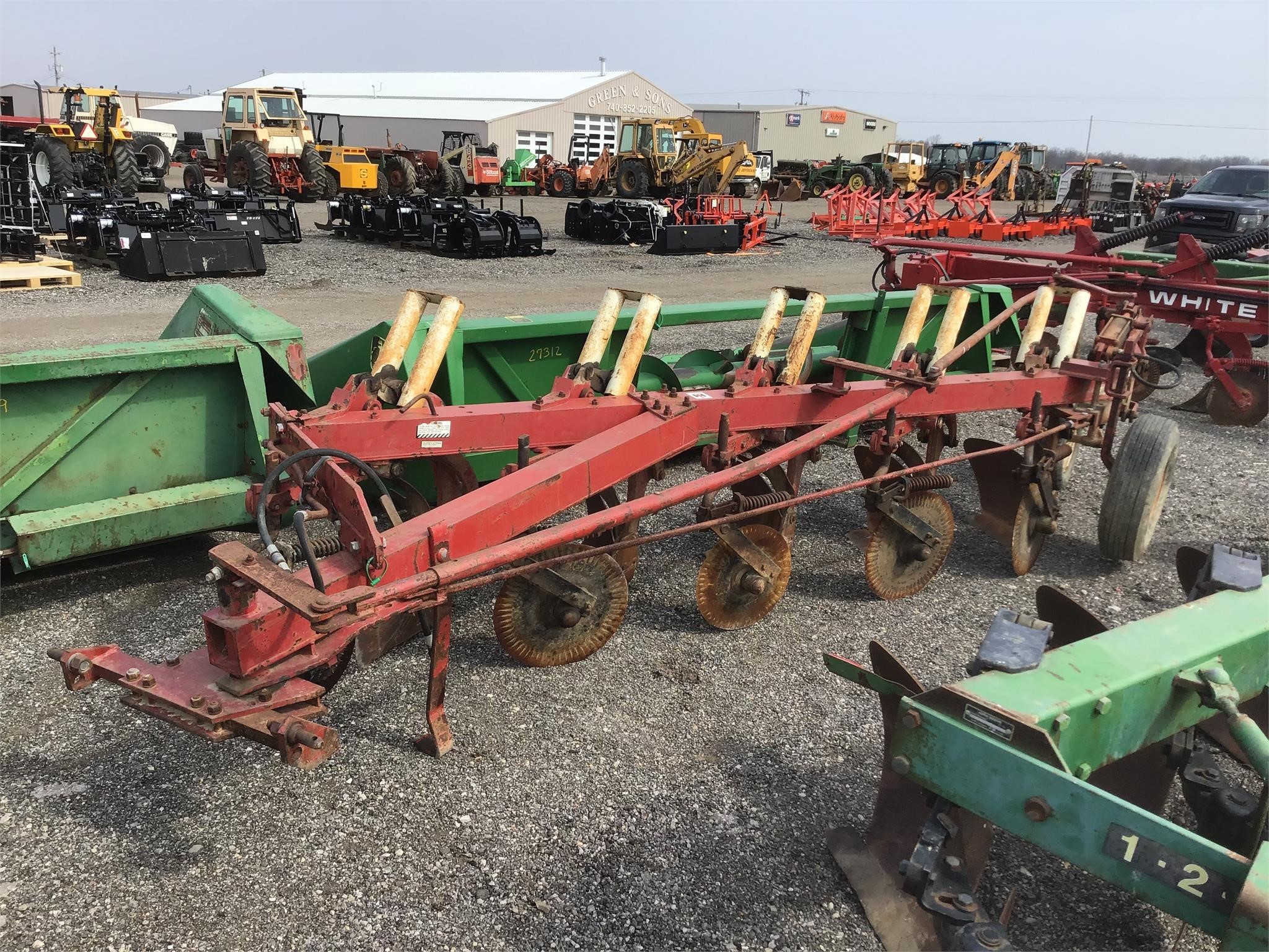  International Harvester 710 Plow