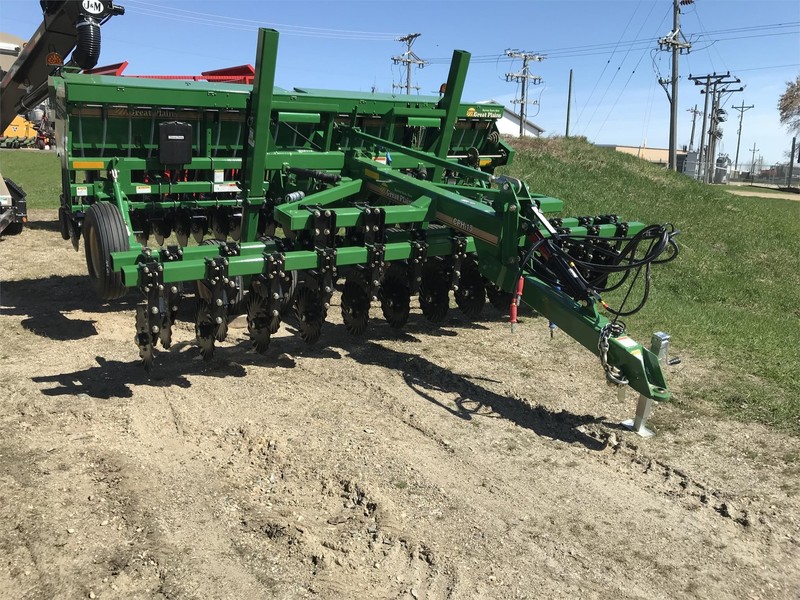 Northside Implement ster ster, SD Machinery Pete
