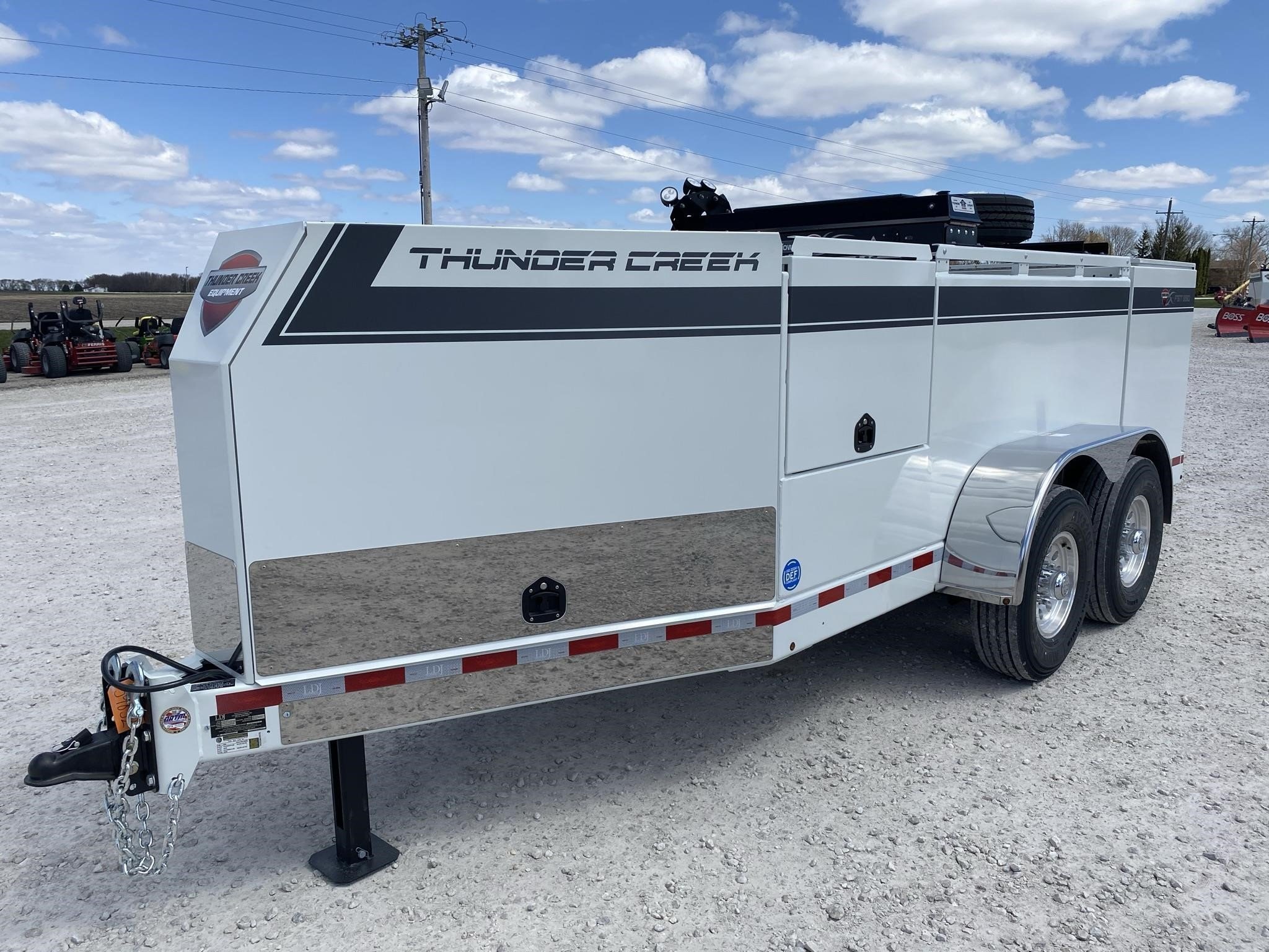2025 Thunder Creek FST990 Fuel Trucks/Trailer