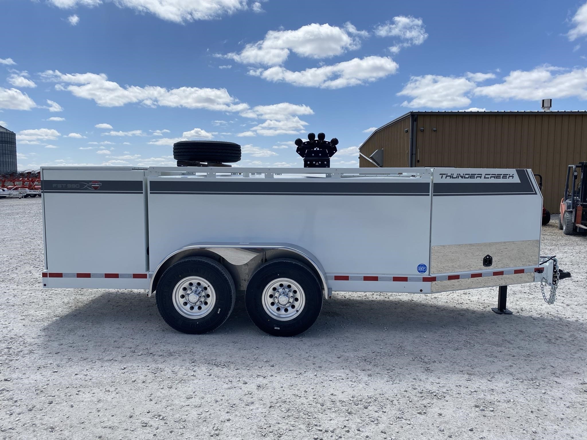 2025 Thunder Creek FST990 Fuel Trucks/Trailer