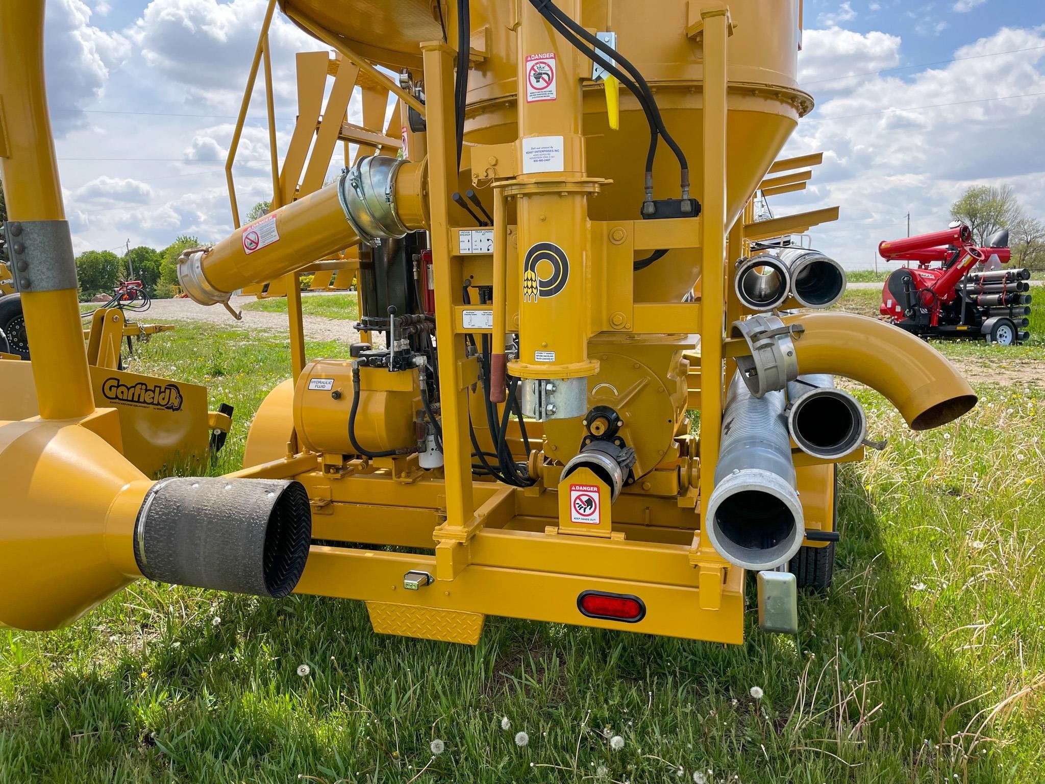 2026 VAC BOSS 4066D Grain Vac