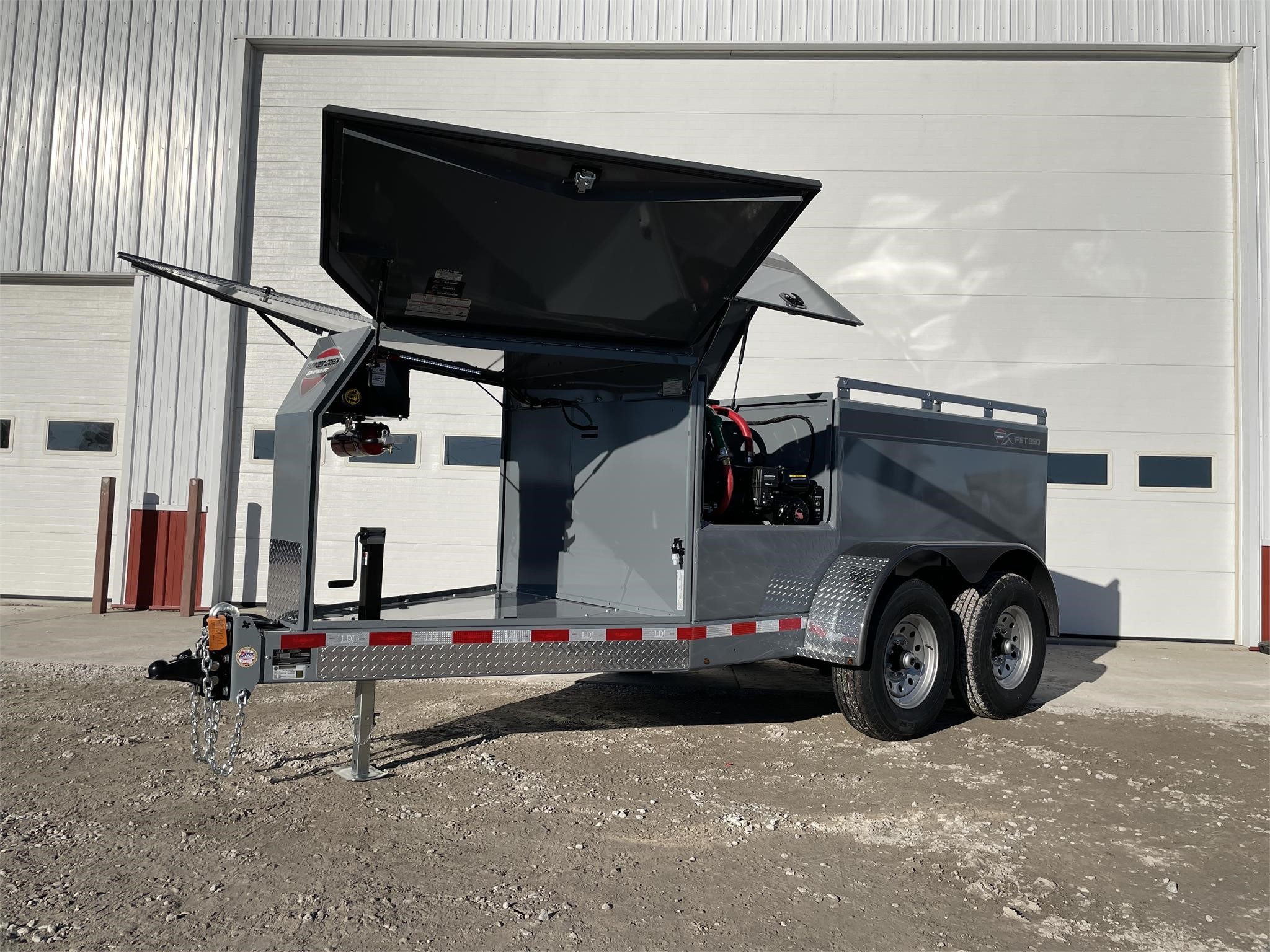 2023 Thunder Creek FST990 Fuel Trucks/Trailer