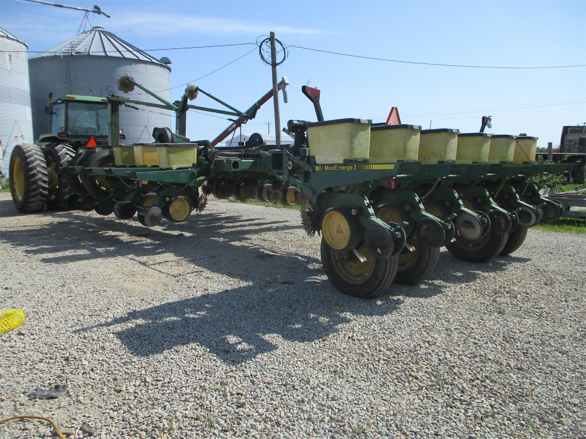  John Deere 7200 Planter
