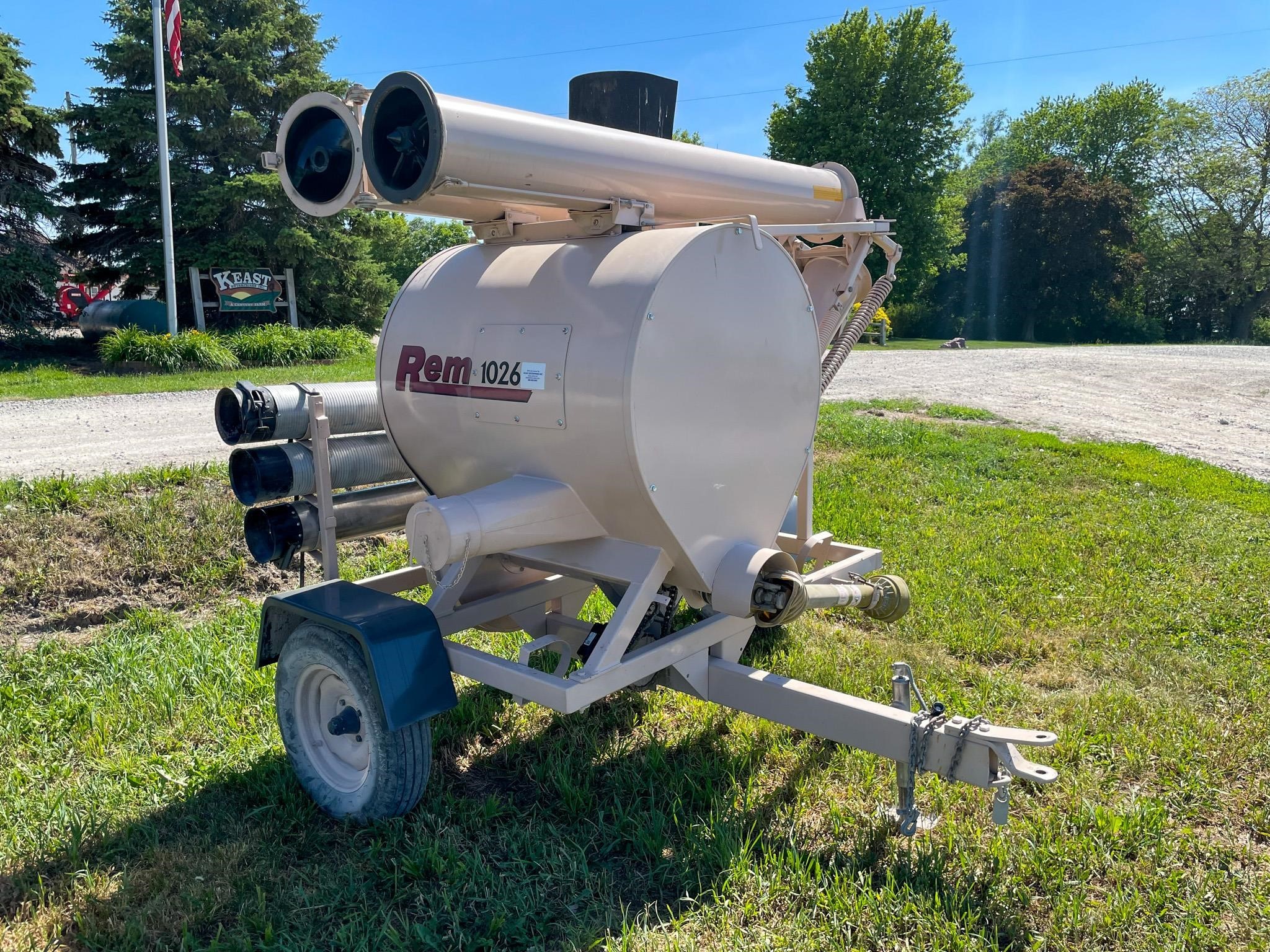 2000 Rem 1026B Grain Vac