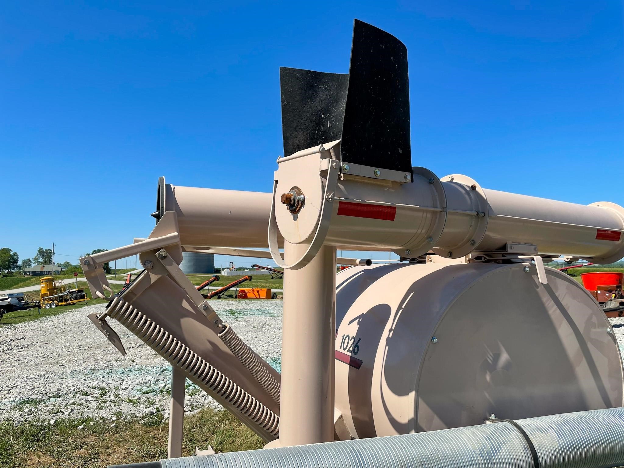 2000 Rem 1026B Grain Vac