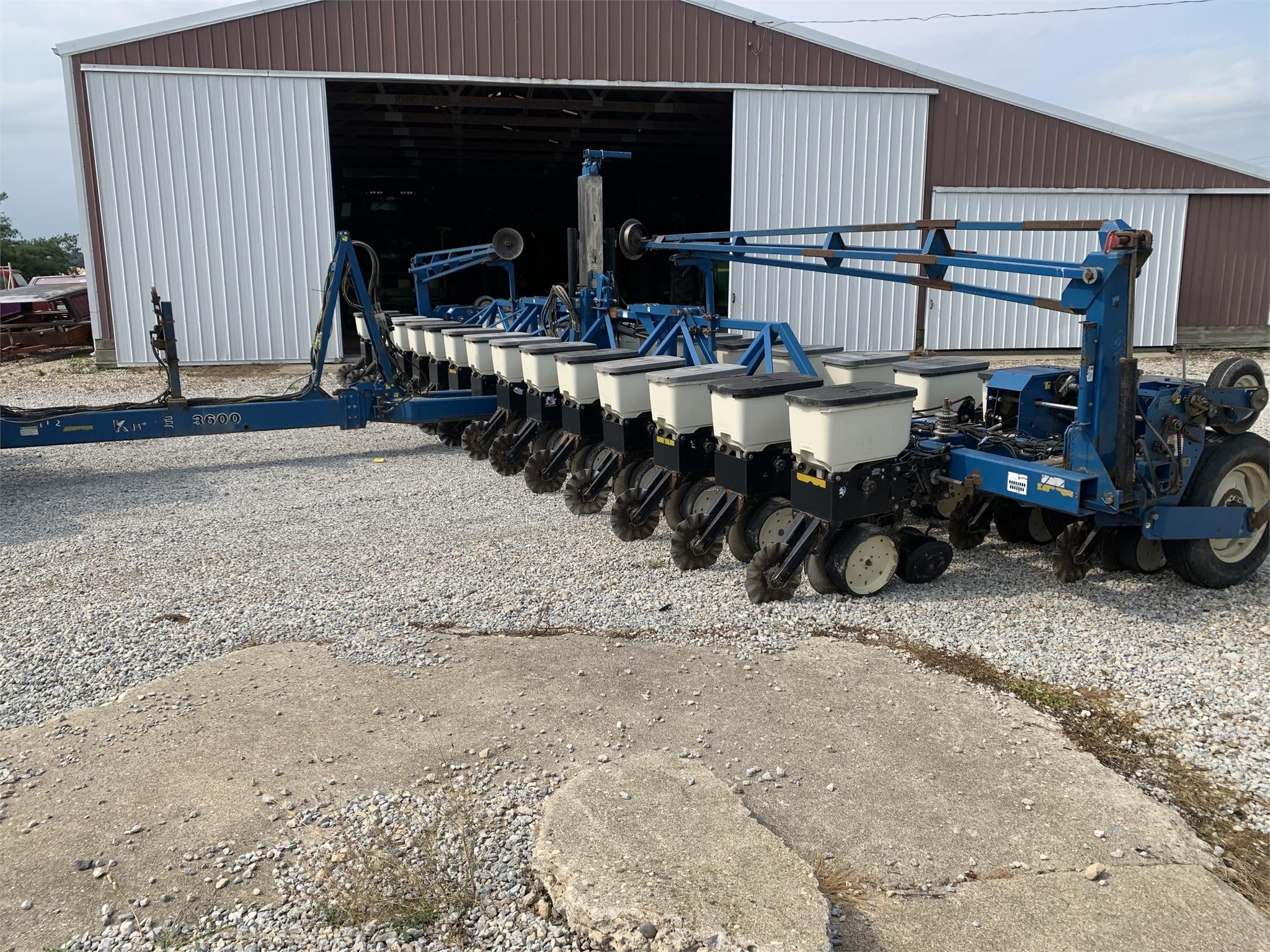 2004 Kinze 3600 Planter